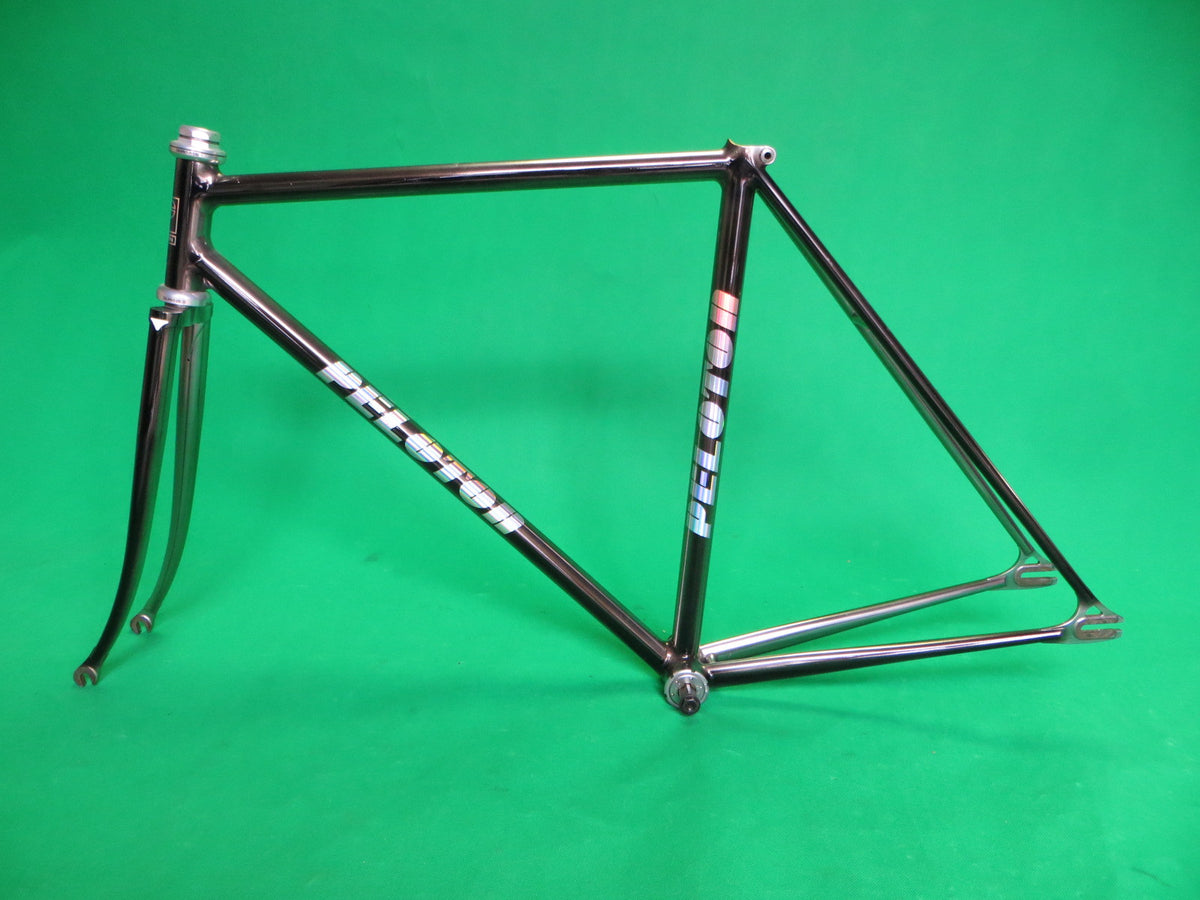 PELOTON // mach-silver black fade // 50.5cm – NJS EXPORT