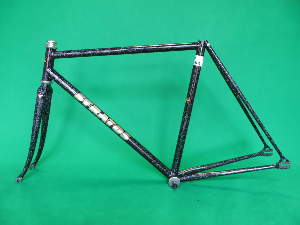 Peloton Dark Green {53.5cm} – NJS EXPORT