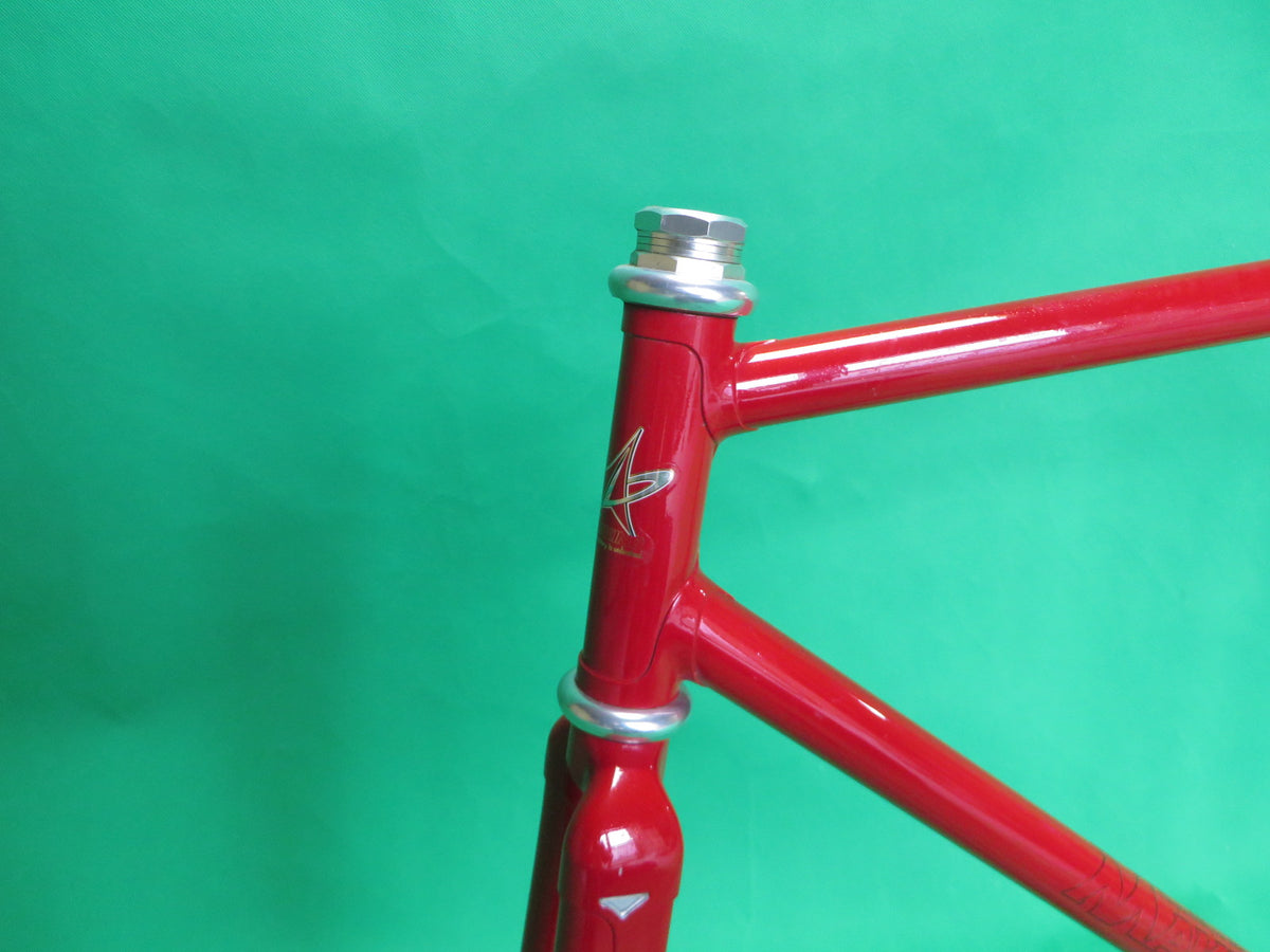 Makino Columbus Max Fork // Red Metallic with fine red flake