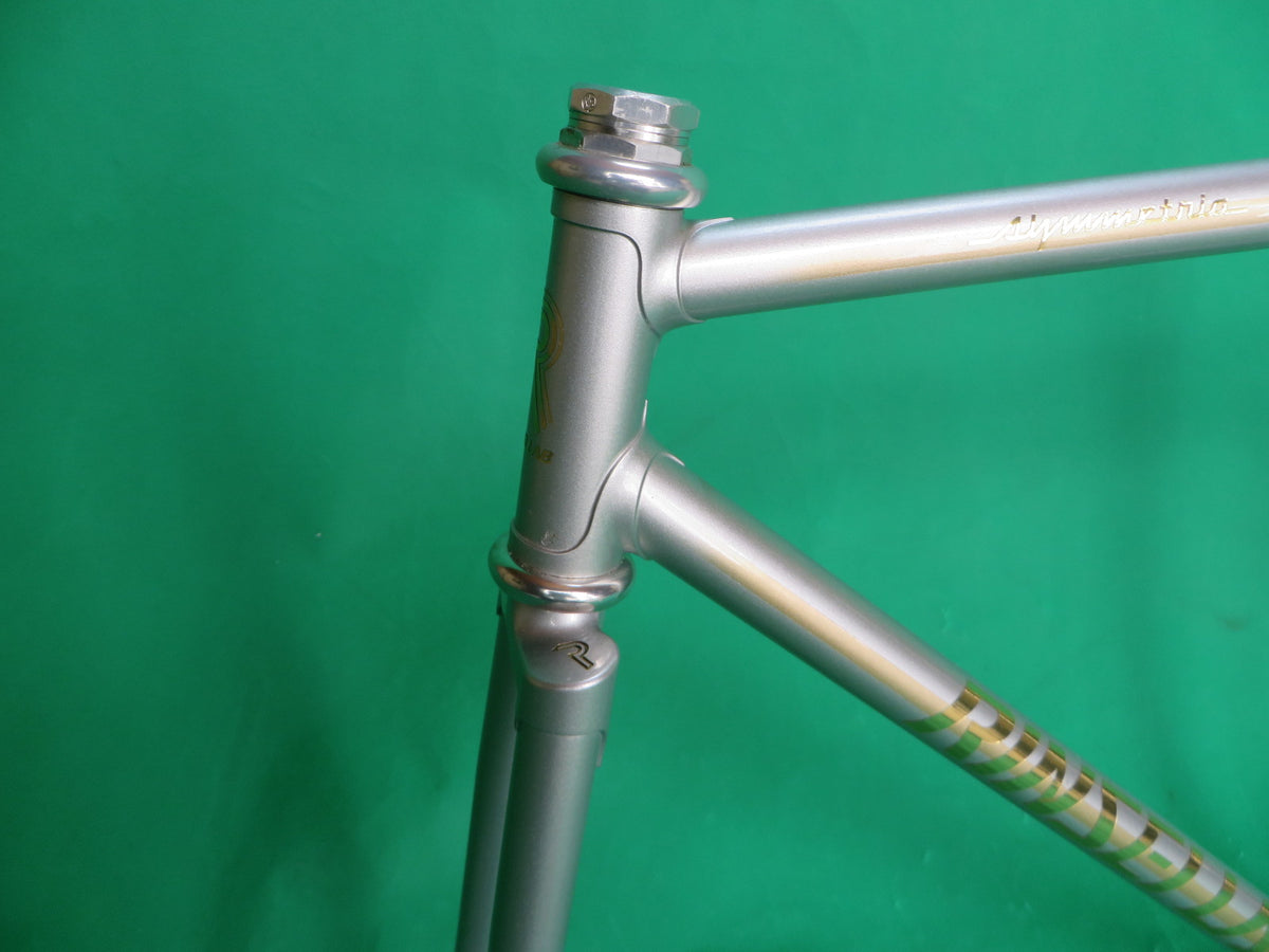RINSEI LAB // Silver Gun-Metal Two Tone // 51cm – NJS EXPORT