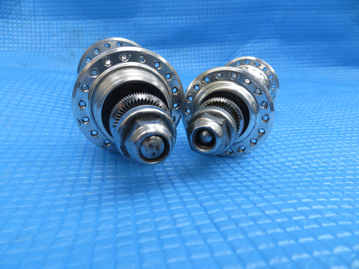 Moyeu Shimano Dura-Ace Track HB-7710 – 28 Trous, Argent, Axe Plein 120 Mm