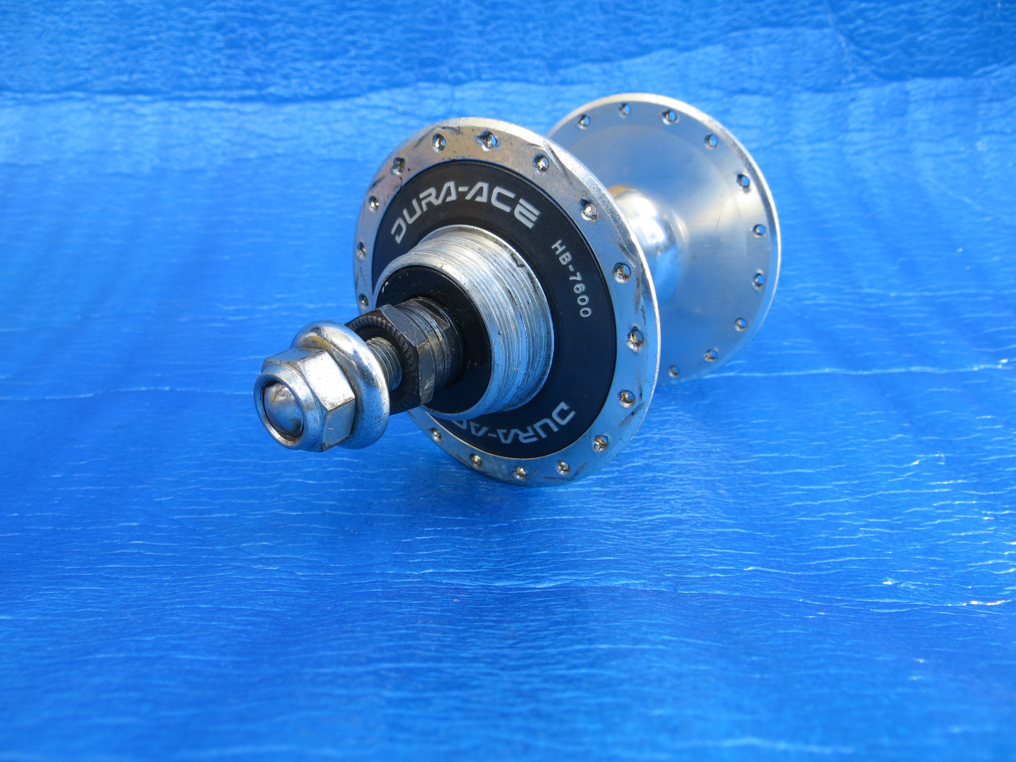 Shimano Dura Ace HB-7600 36H 120mm Rear Hub NJS (24031816)