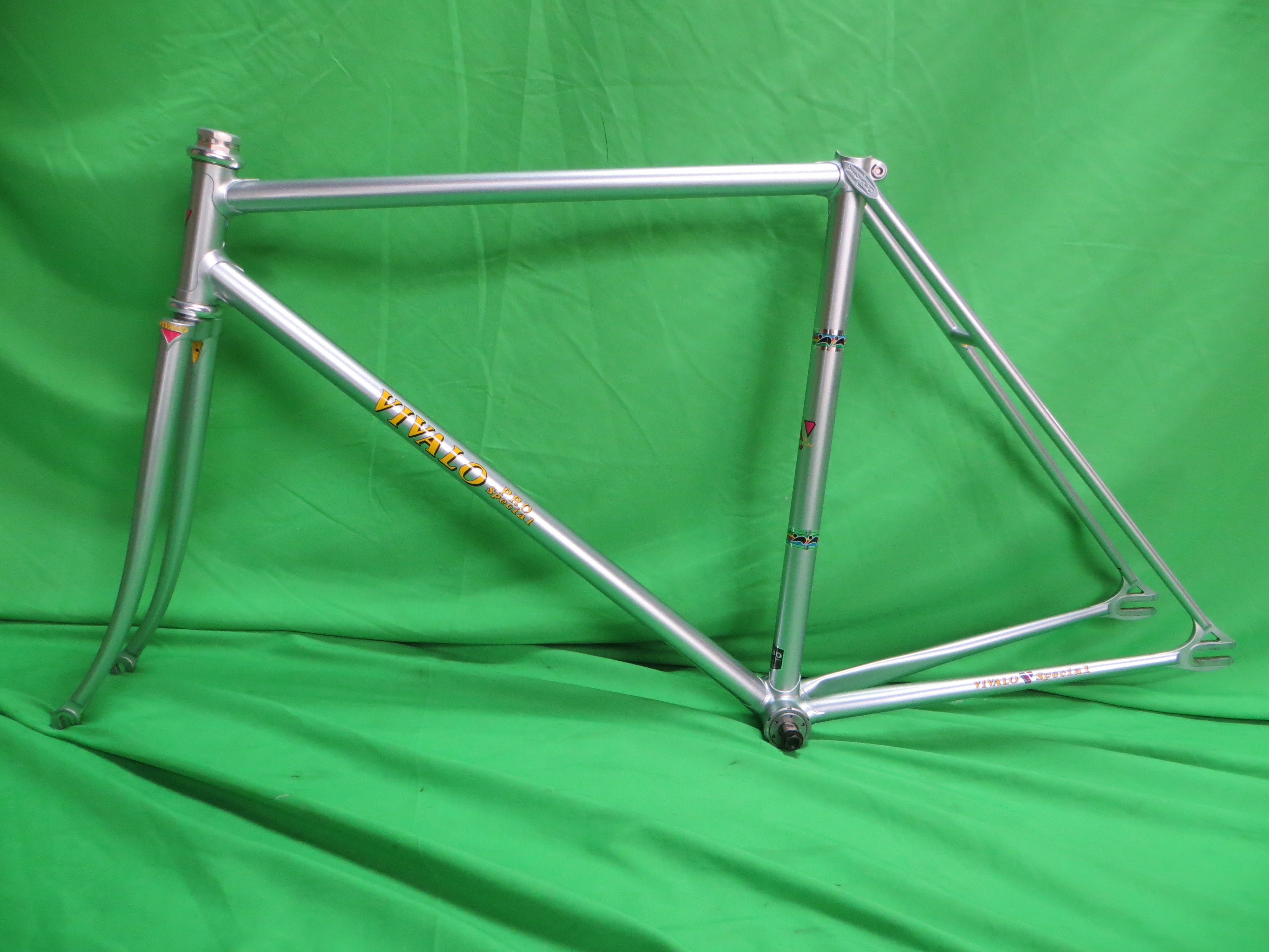 Vivalo Kaisei 4130R // Ice Blue Metallic // 50.5cm