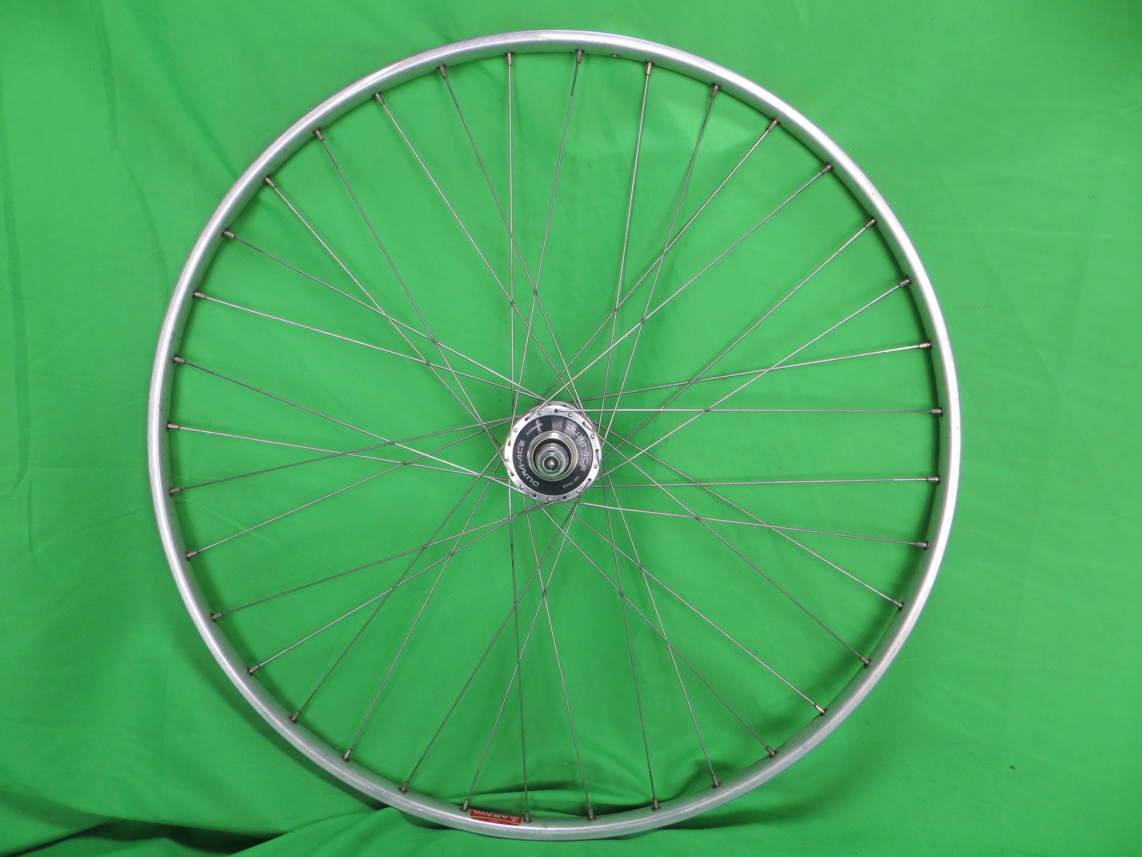 Araya Gold 16B NJS Rim, Shimano Dura Ace HB-7600 NJS Rear Hub 120mm / 25011208