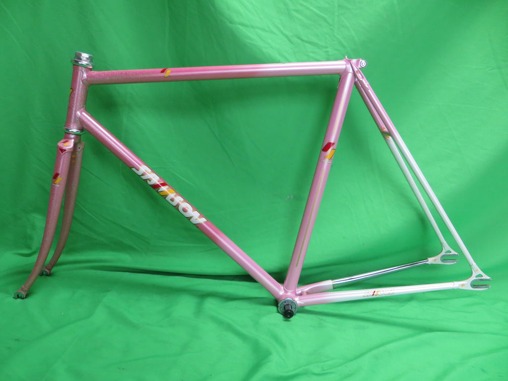 SAMSON Illusion // Pink / White with rainbow flake // 53cm