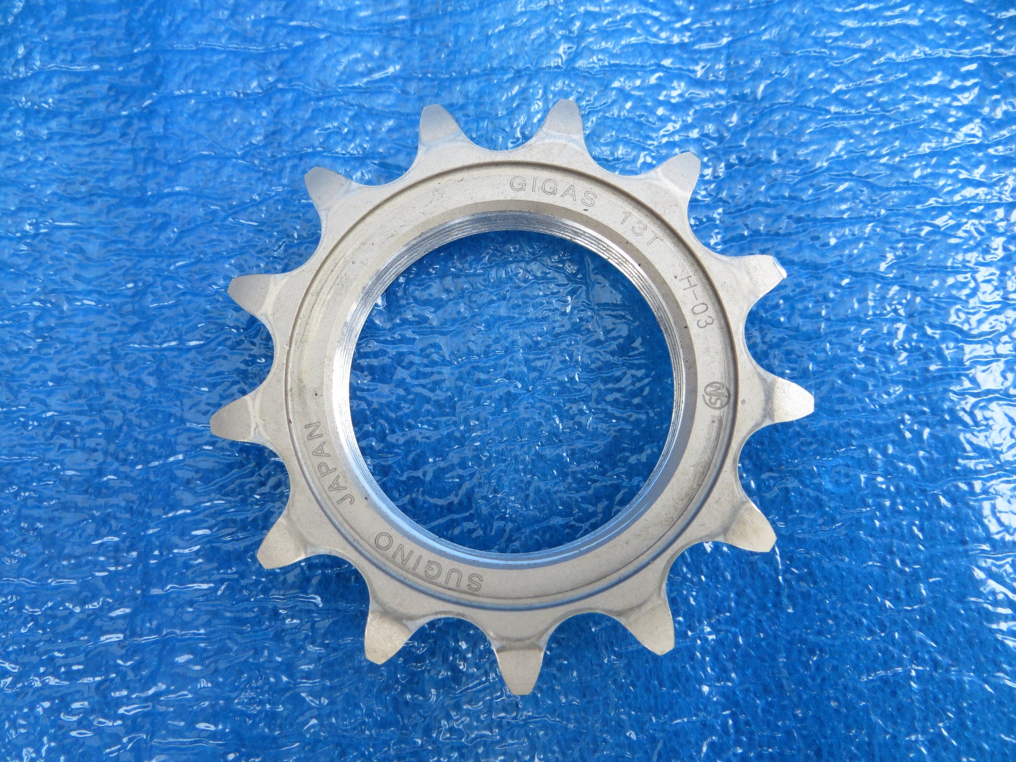 Sugino Gigas 13t 1/8” Track Cog NJS (25051002)