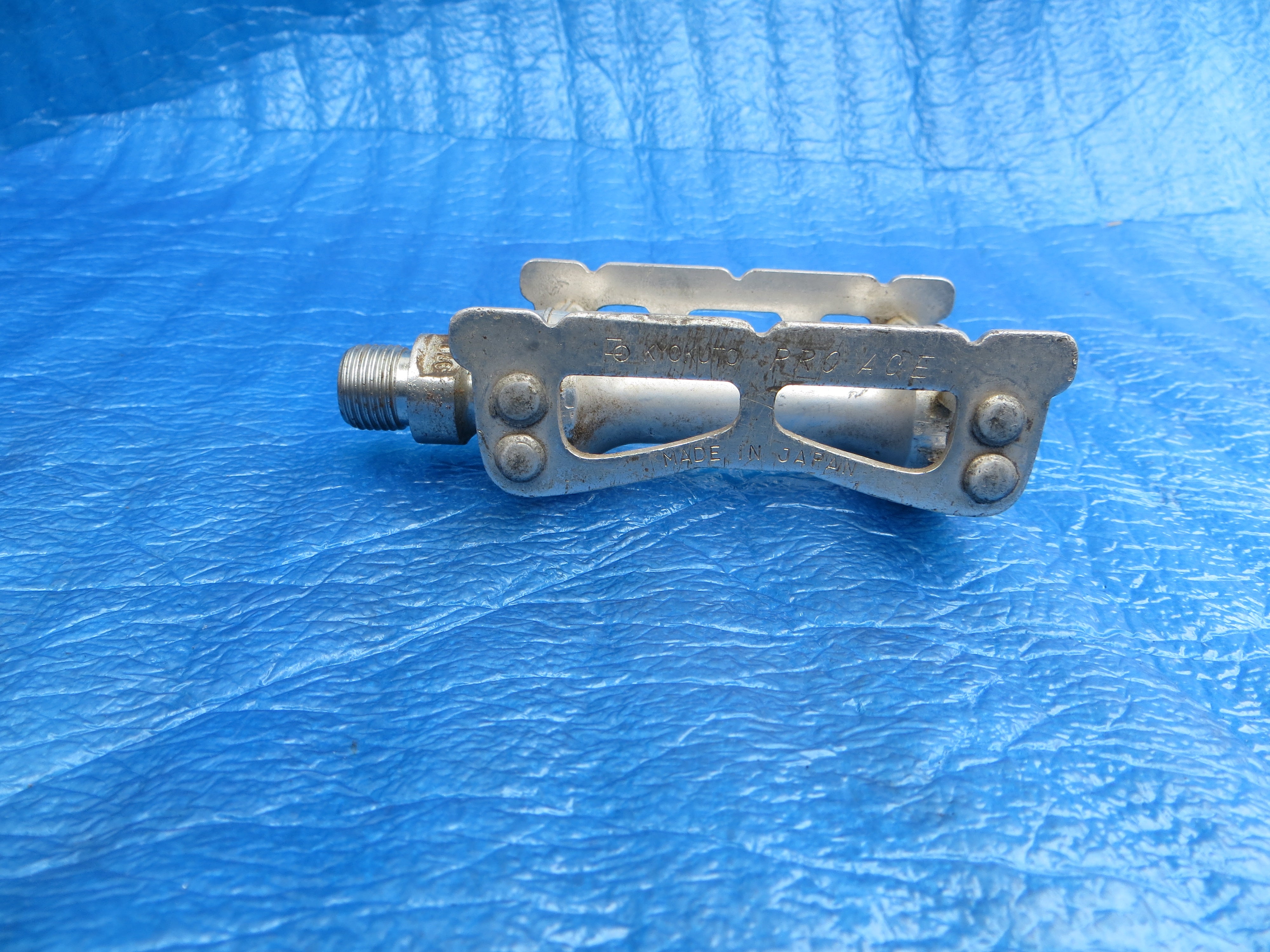 Kyokuto Pro Ace Right Pedal NJS (25102203)