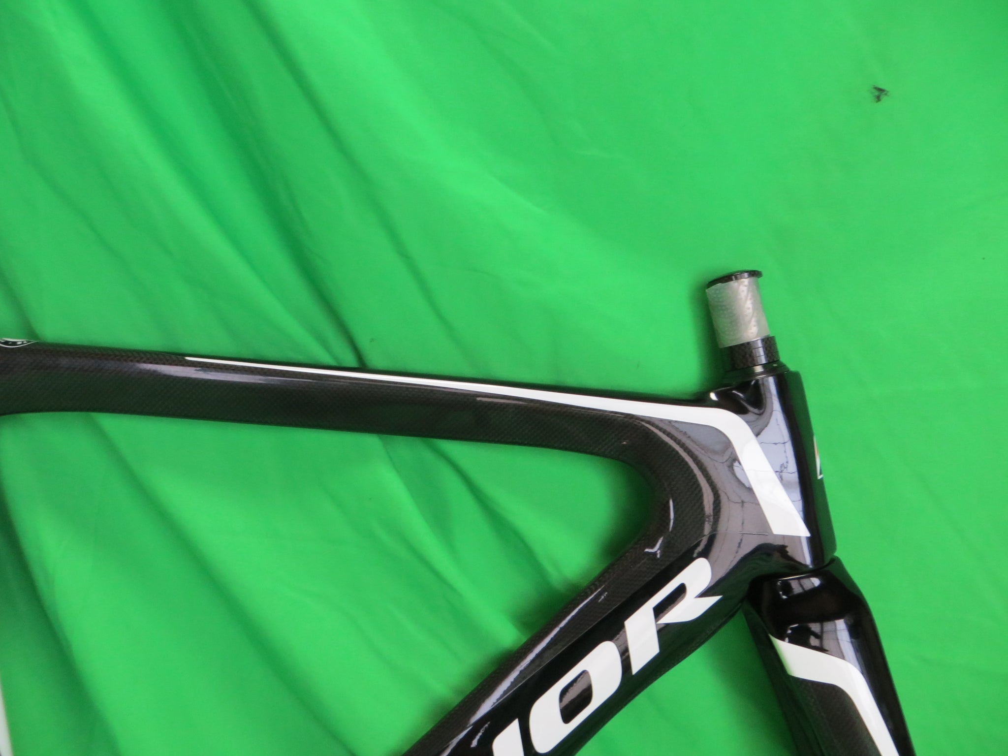 Rare! Anchor TR9 Carbon // Black // 49.5cm UCI NJS Approved – NJS