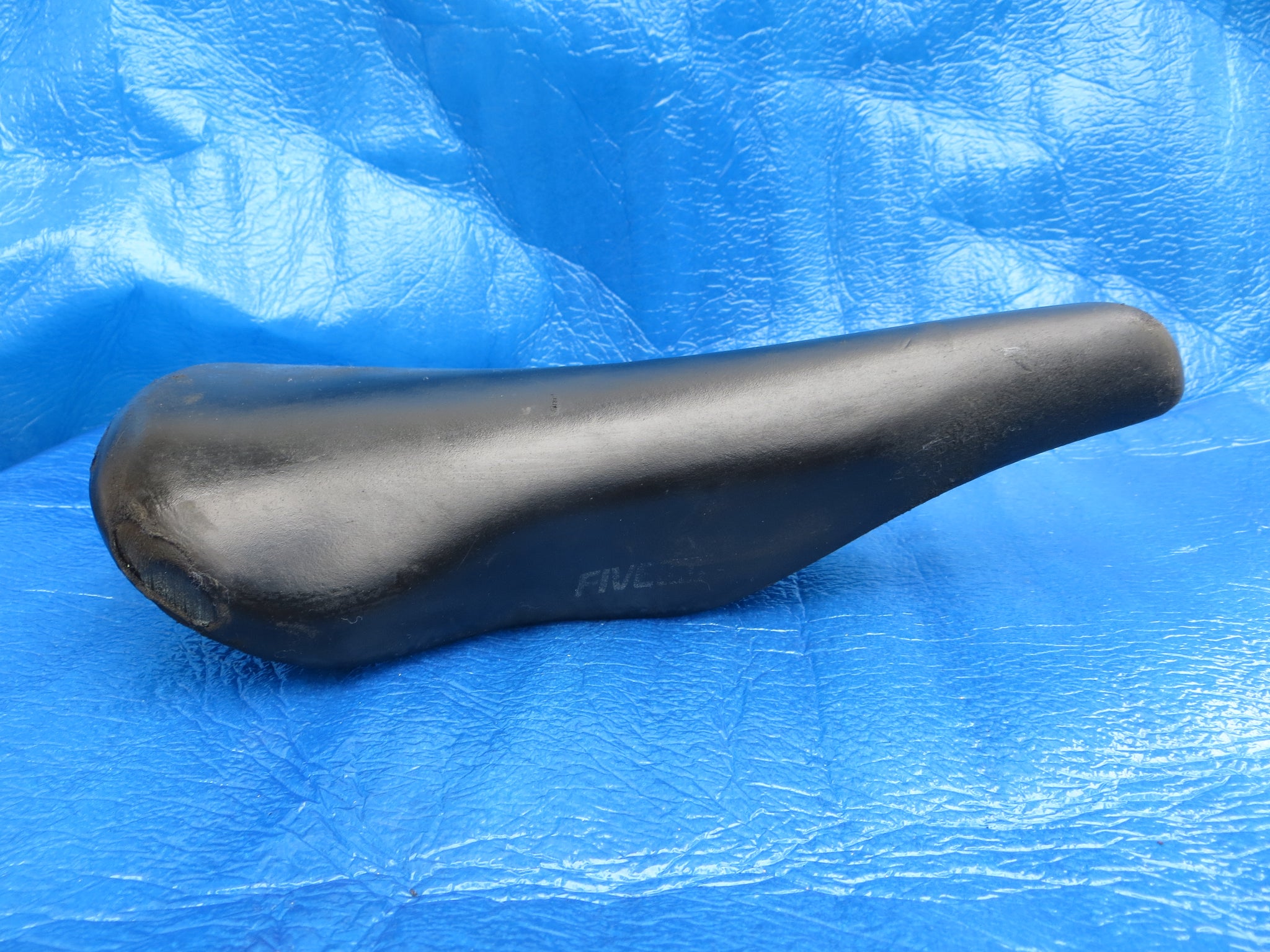 Kashima Five Gold FG-4P 44mm NJS Unpadded Saddle  (25051606)