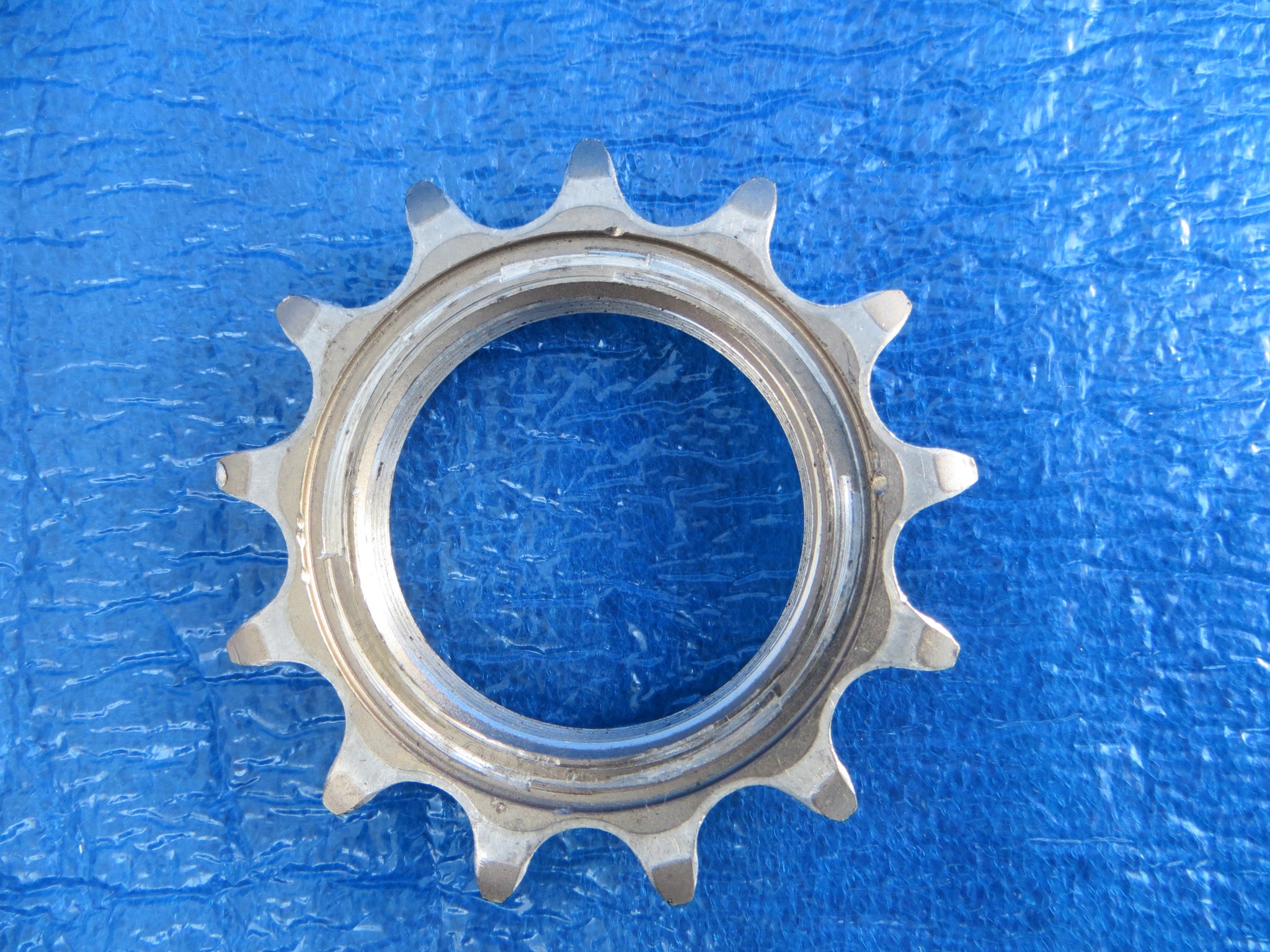 Sugino Gigas 13t 1/8” Track Cog NJS (25012414)