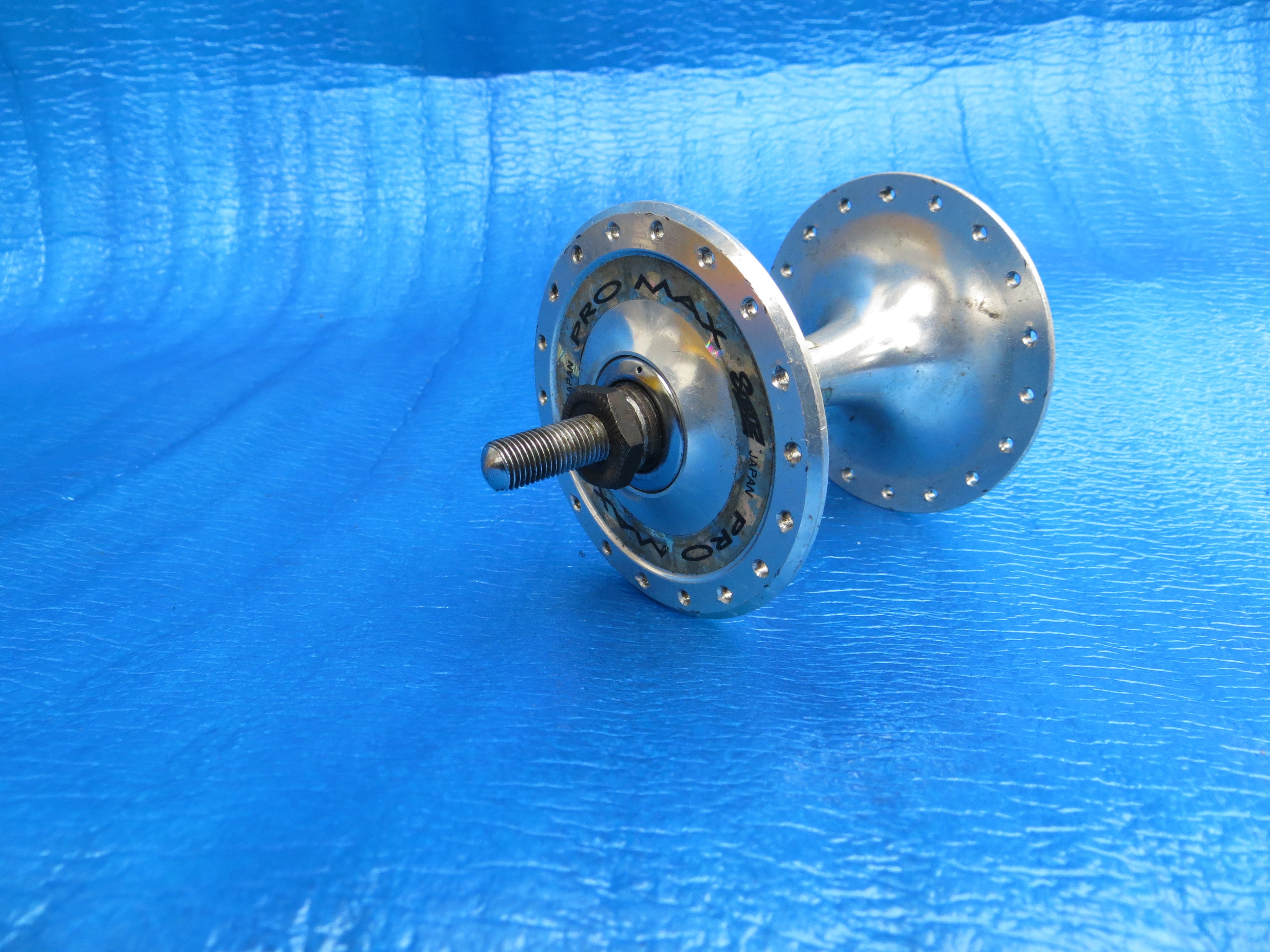 Suzue Pro Max 36H Front Hub 9mm Axle NJS (24040307)