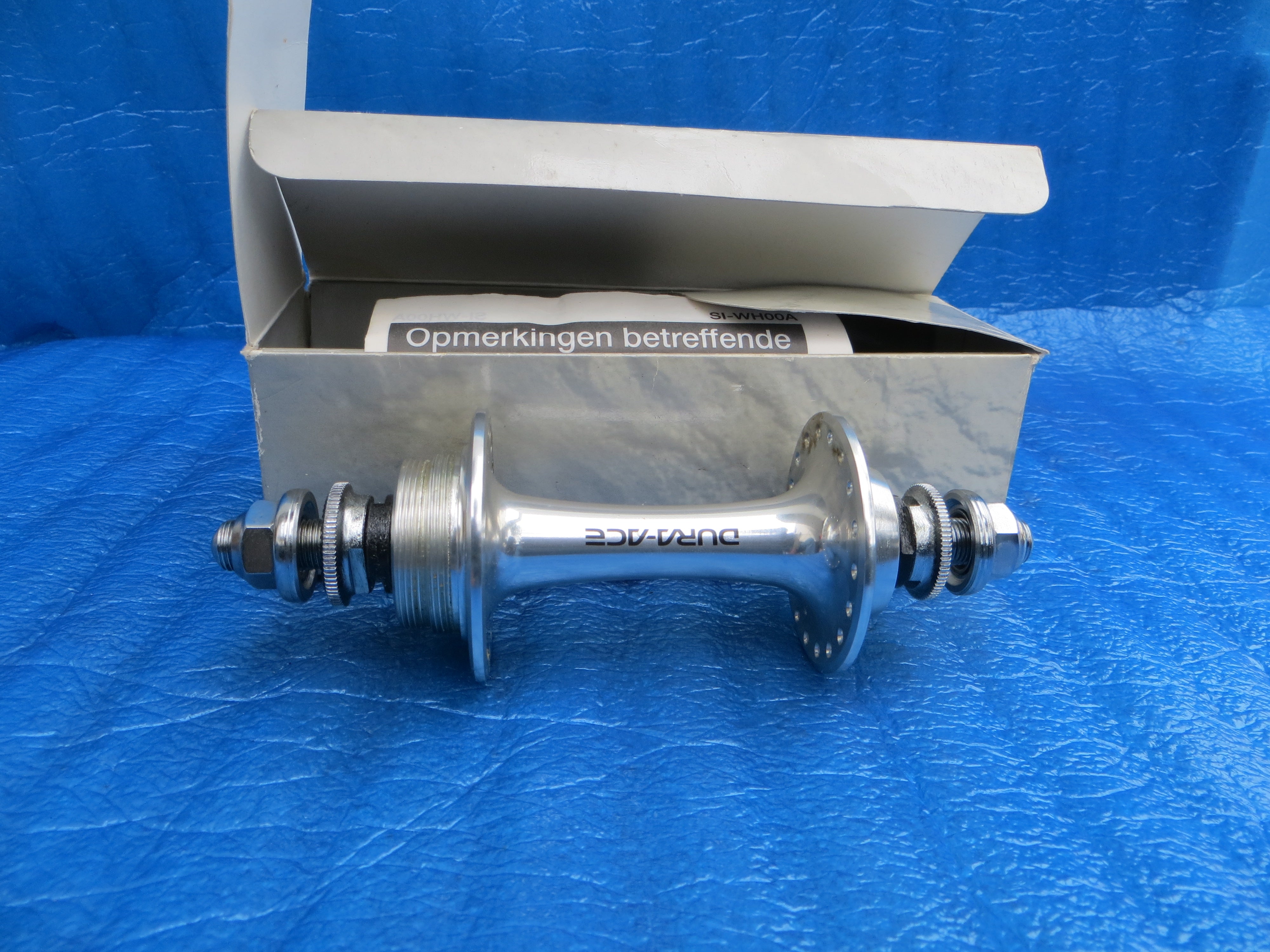 Never Used Shimano Dura Ace HB-7710 36H 120mm Single Sided Fixed Rear Hub NJS (25110203)