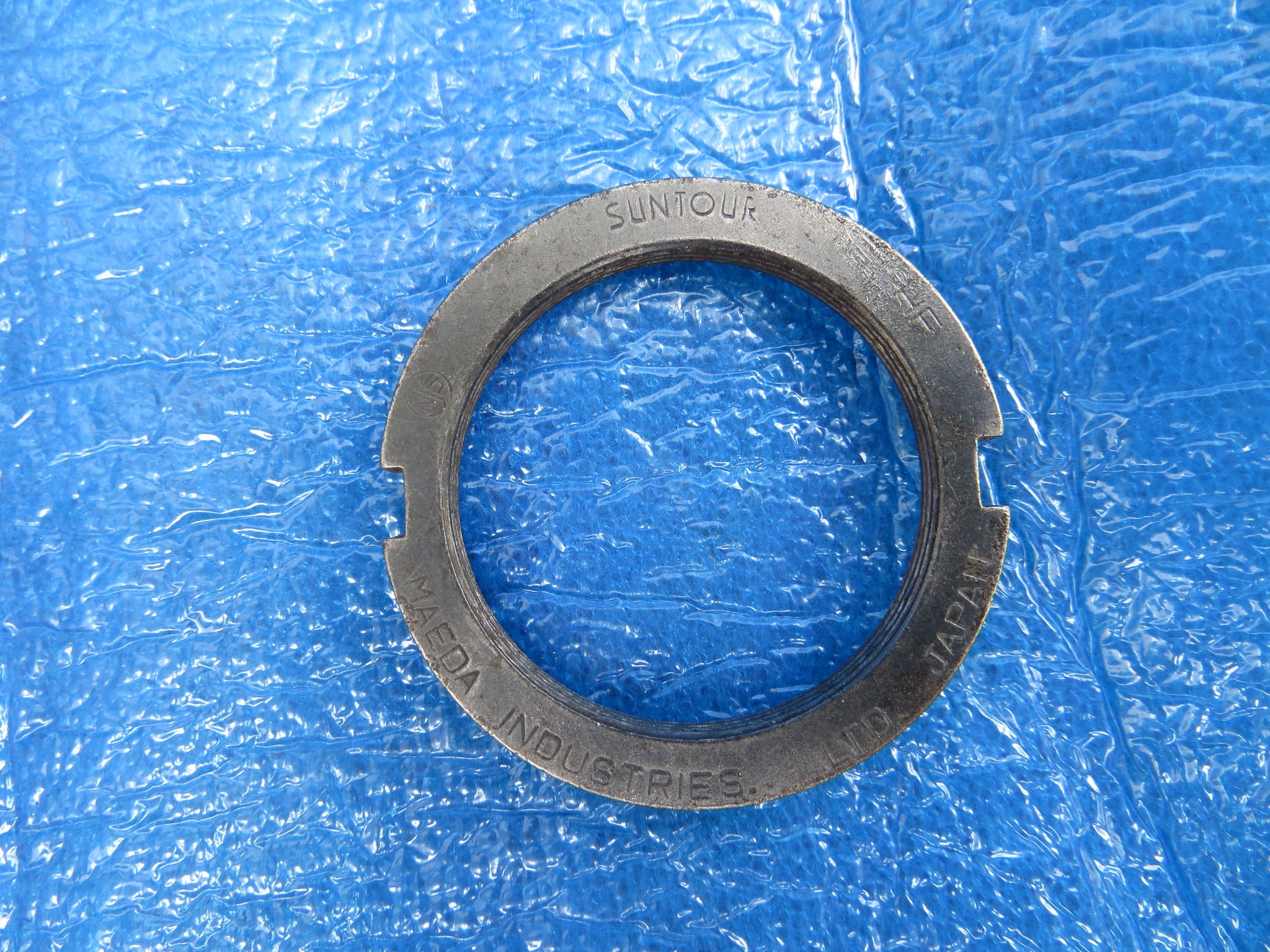 SunTour NJS Lockring (25051901)