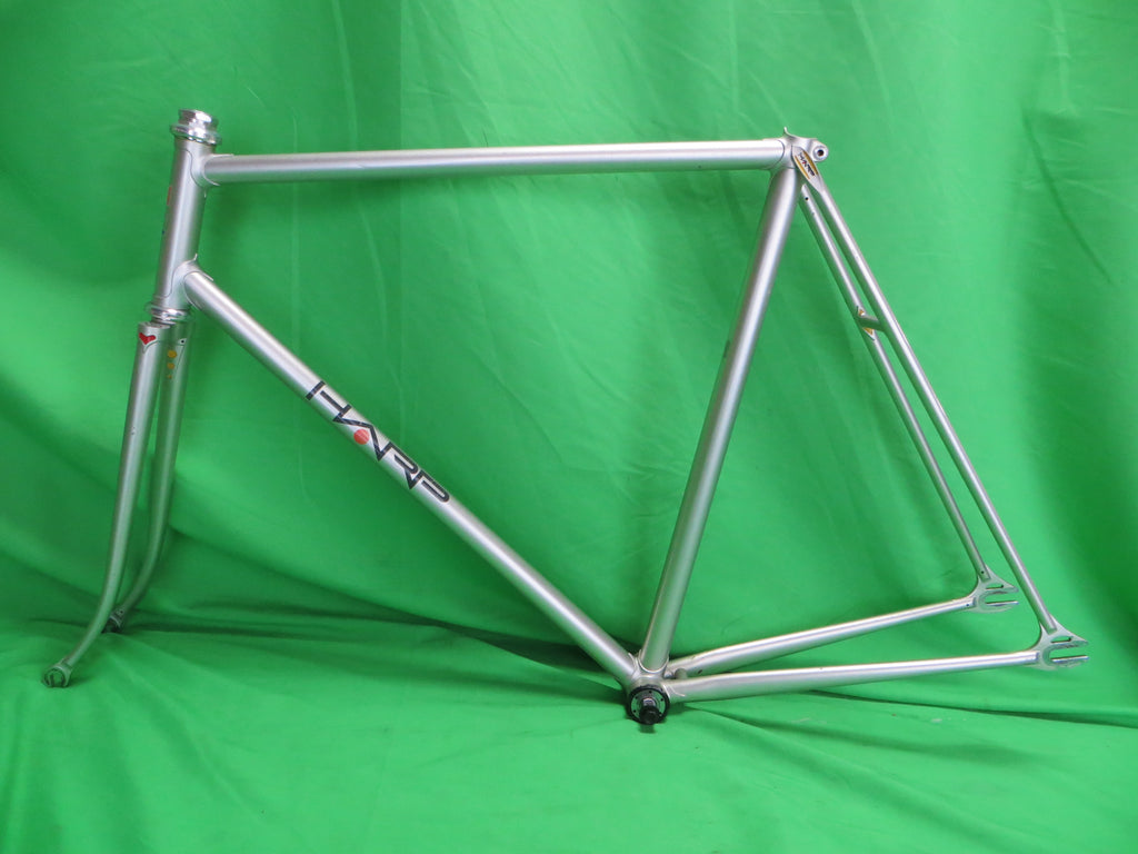 Rare! Vintage Harp // Silver // Shimano Dropouts Trackends // 55.5cm