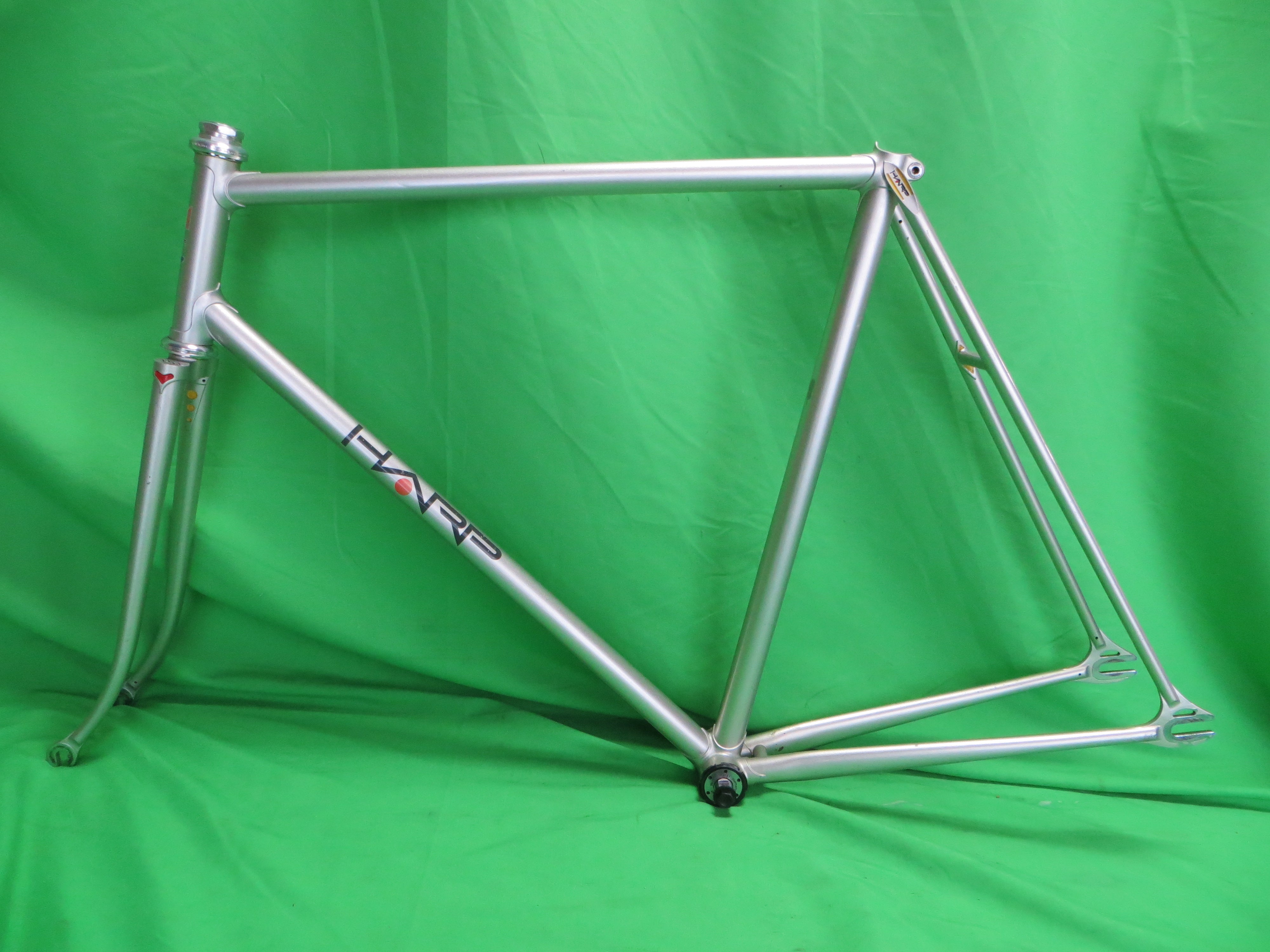 Rare! Vintage Harp // Silver // Shimano Dropouts Trackends // 55.5cm