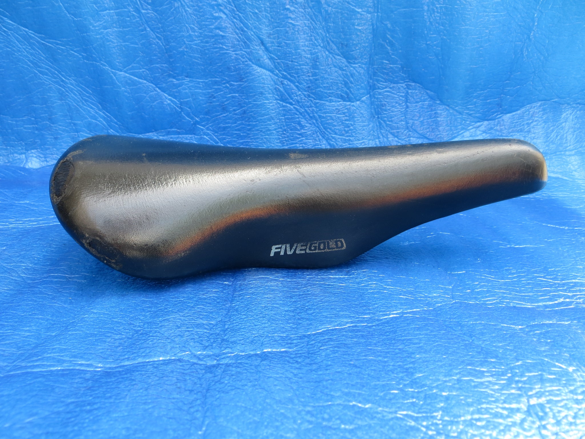 Kashima Five Gold FG-4P 44mm NJS Unpadded Saddle (25052109)
