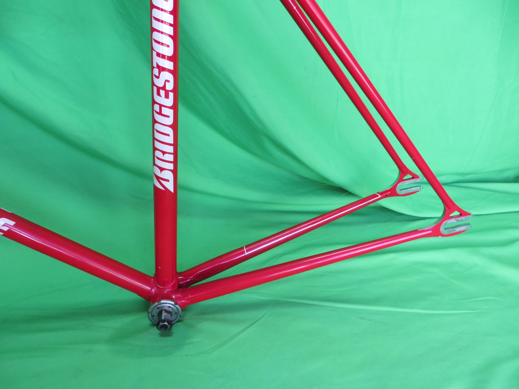 Bridgestone // Red // 53.5cm – NJS EXPORT
