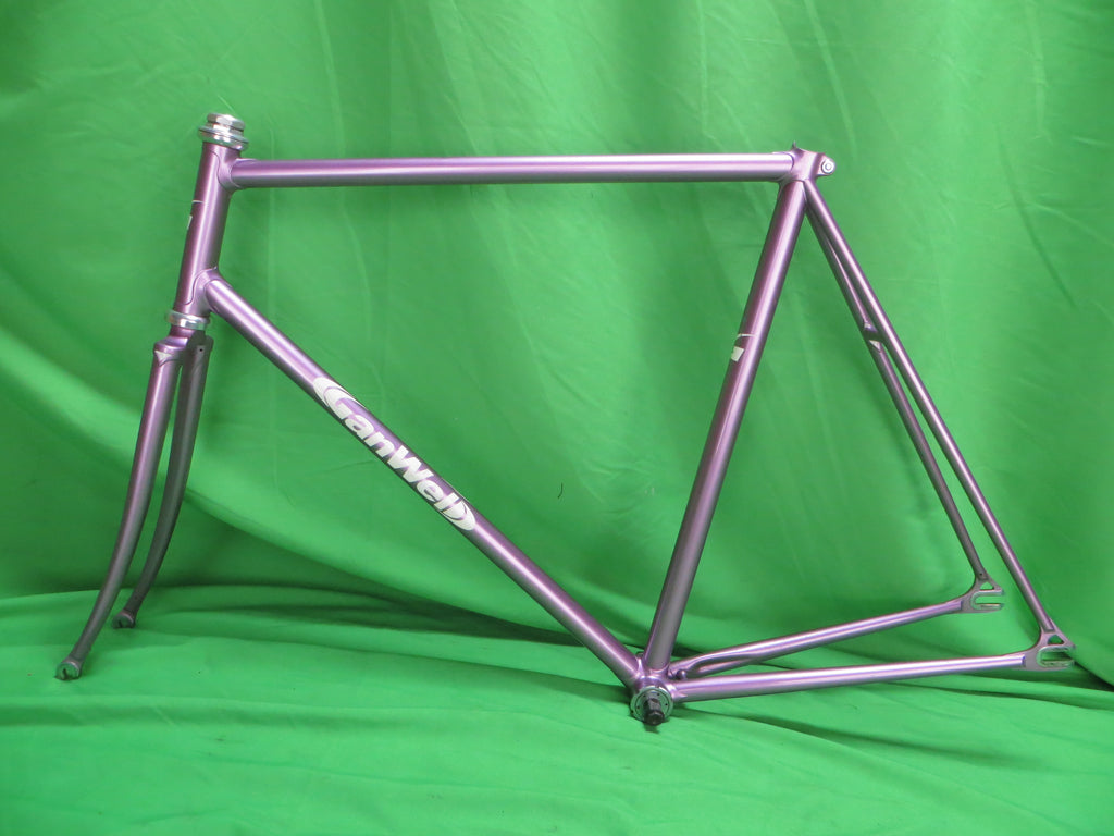 Gan Well Pro // Light Purple Metallic // 56.5cm