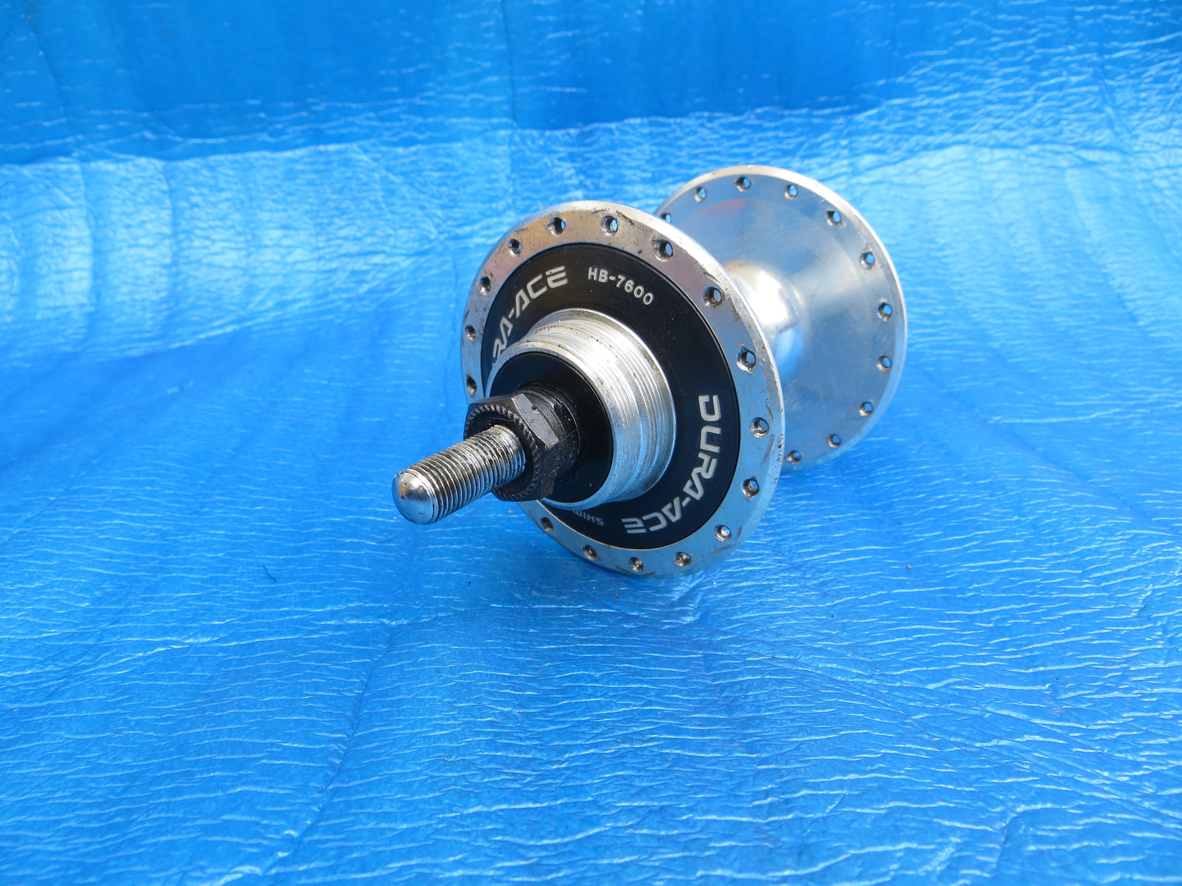 SHIMANO DURA-ACE HB-7600 リア Shimano Dura Ace HB-7600 36H 120mm Rear Hub NJS (24041107
