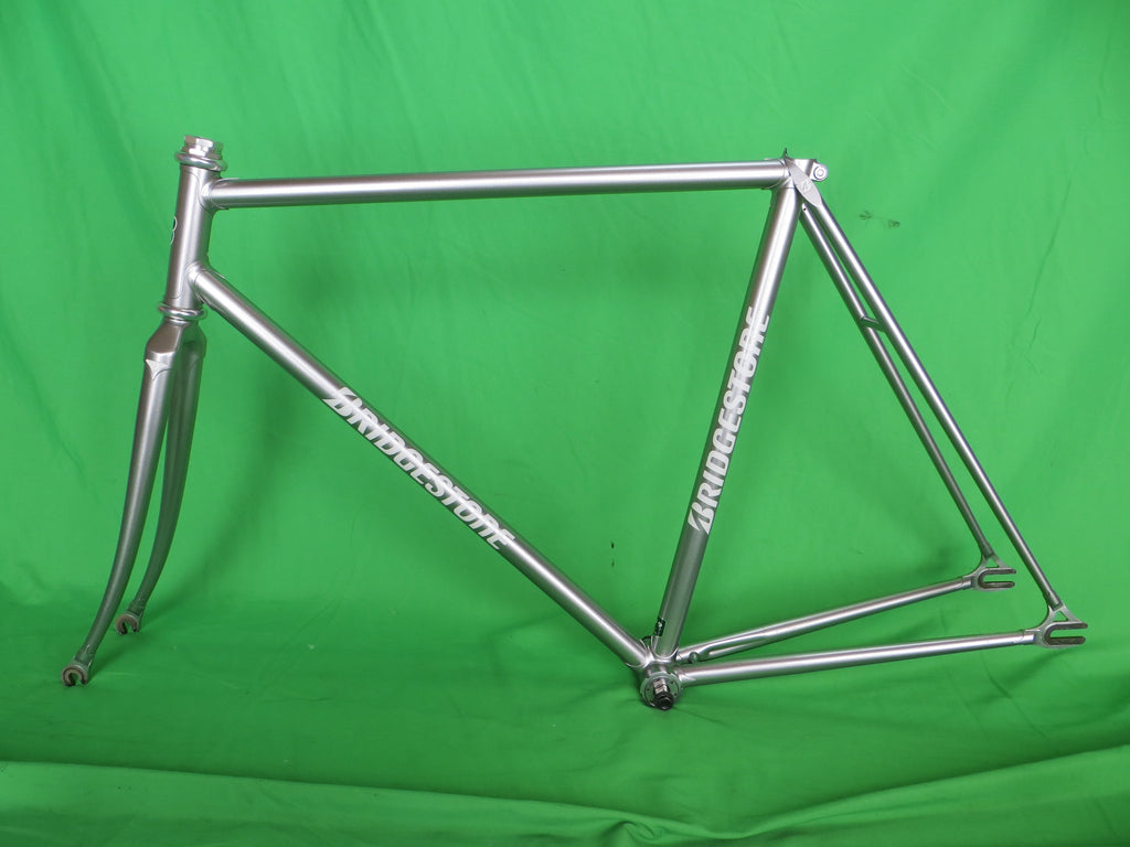 Bridgestone // Mach Silver // 53.5cm #2
