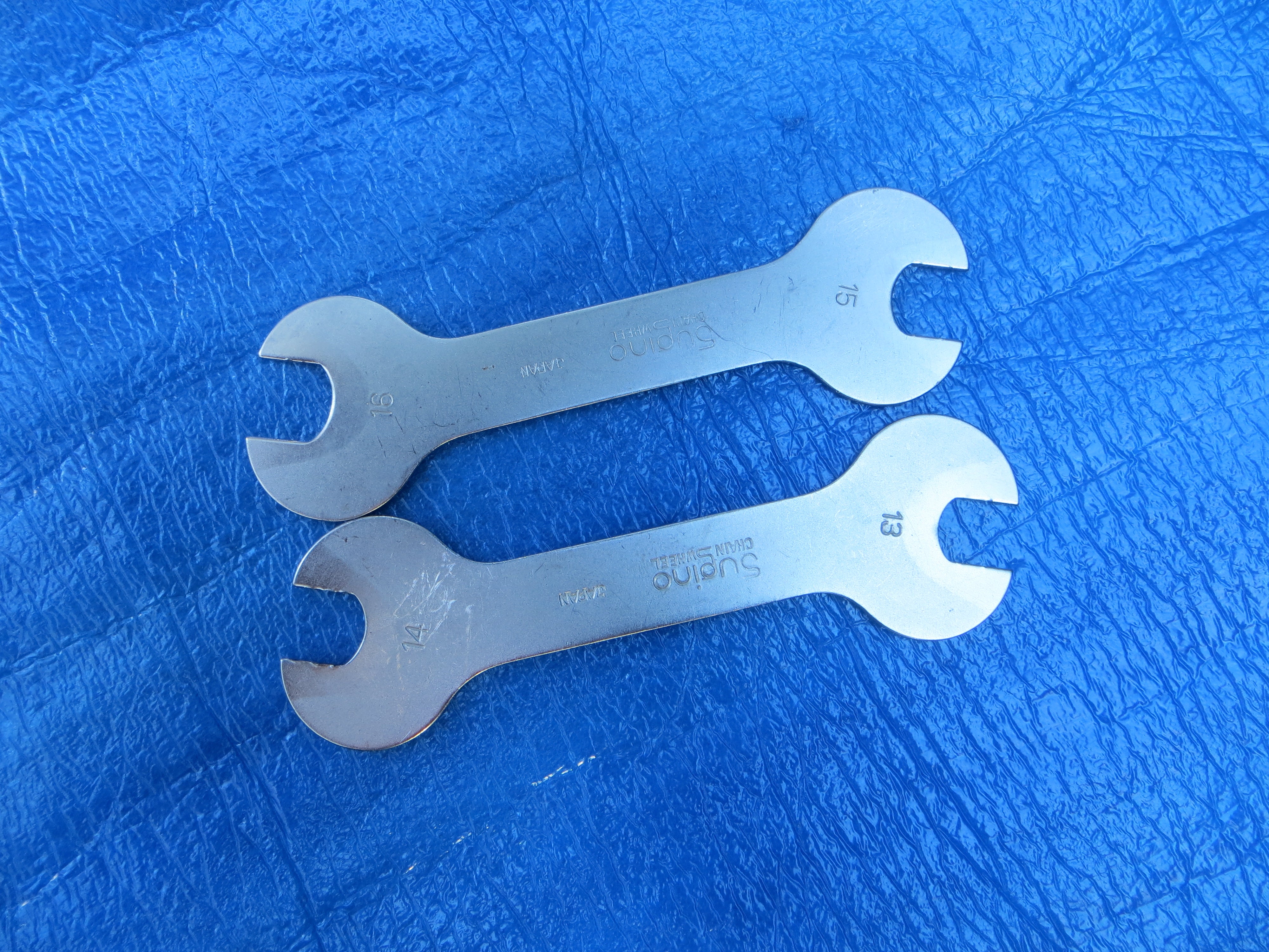 Sugino Mighty Competition 1/8" 144BCD Chainring 43T NJS (23082421)