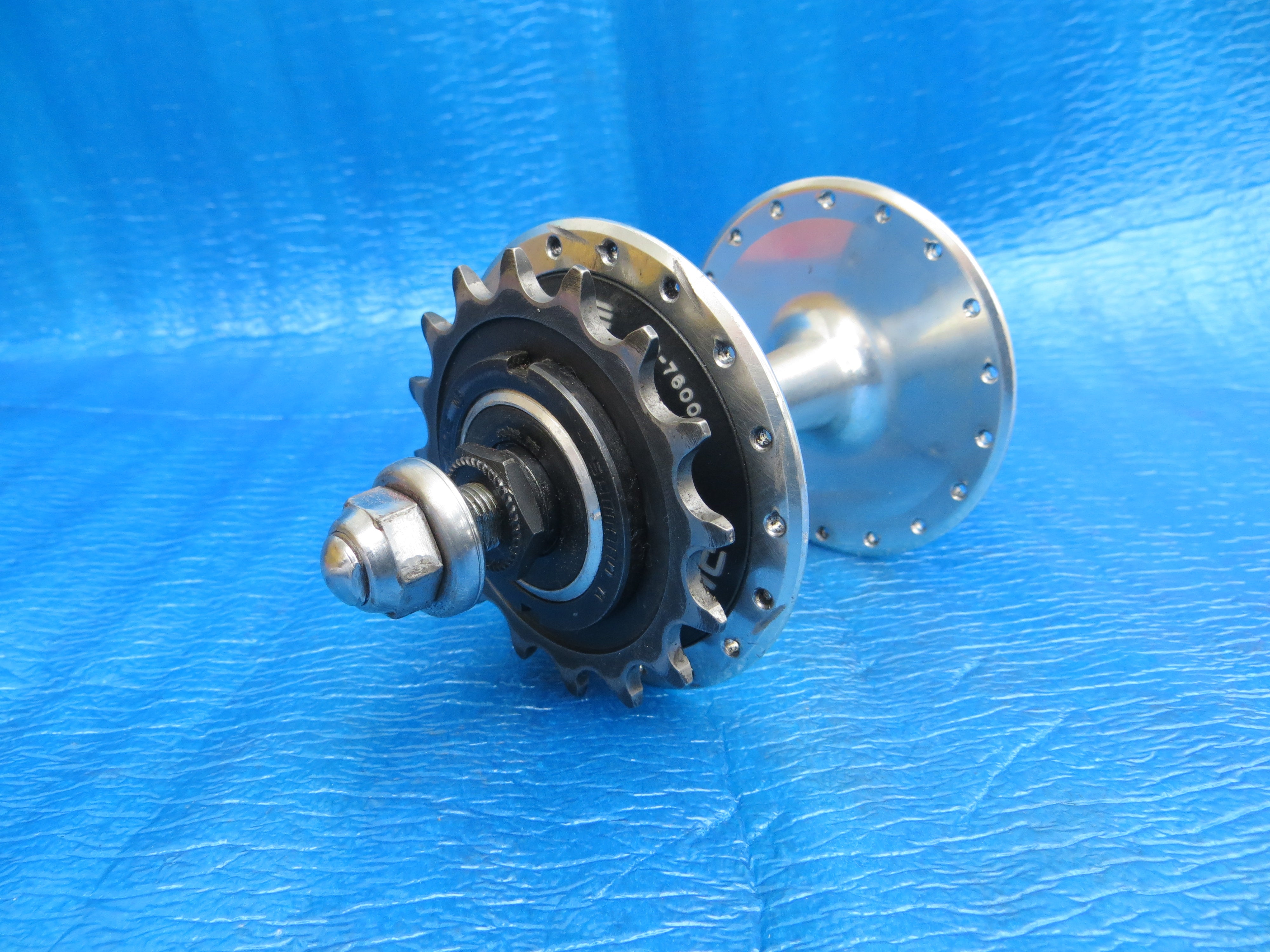 Shimano Dura Ace HB-7600 36H 110mm Rear Hub NJS (24042901)