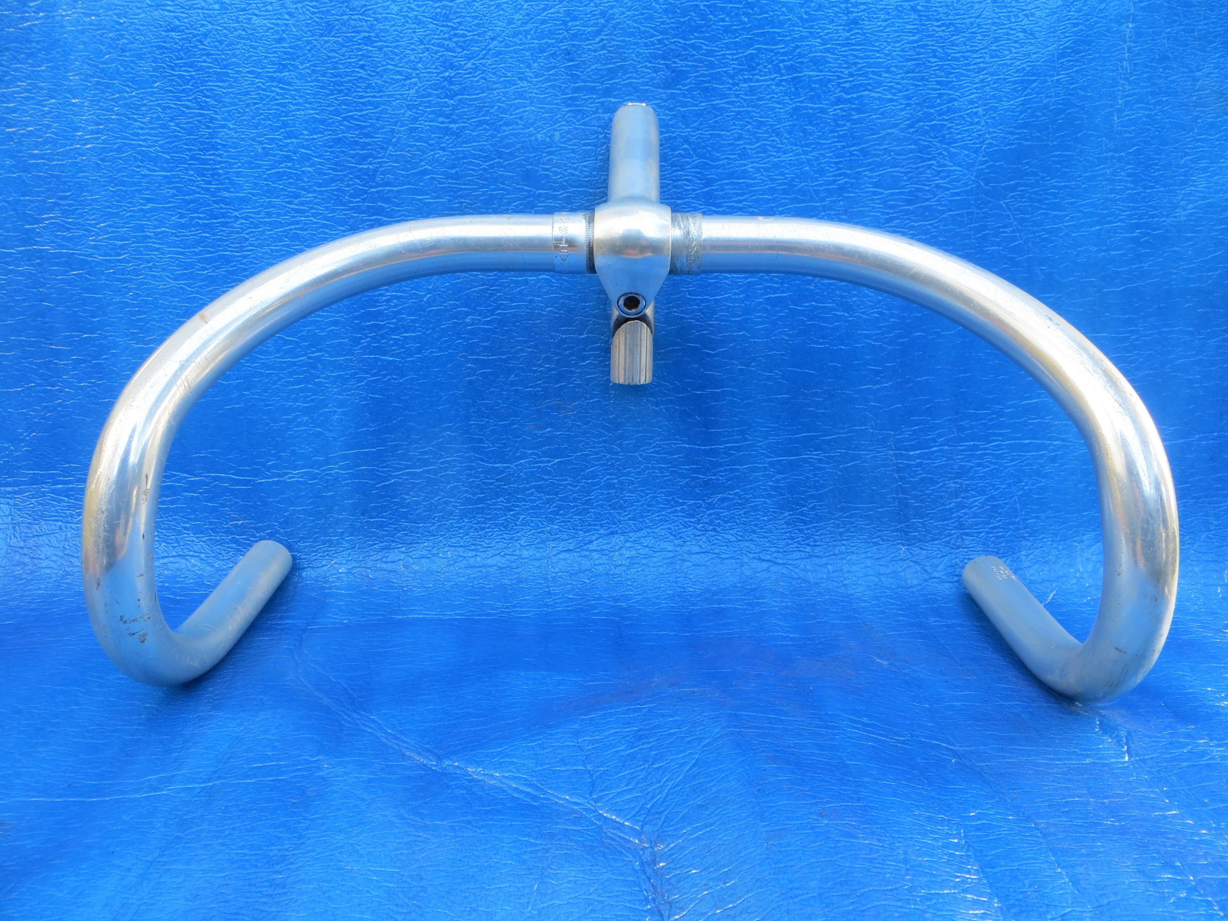 B123 380mm AA NJS Handlebar, Nitto Jaguar 100mm/58 degree AA NJS Stem (25021505)