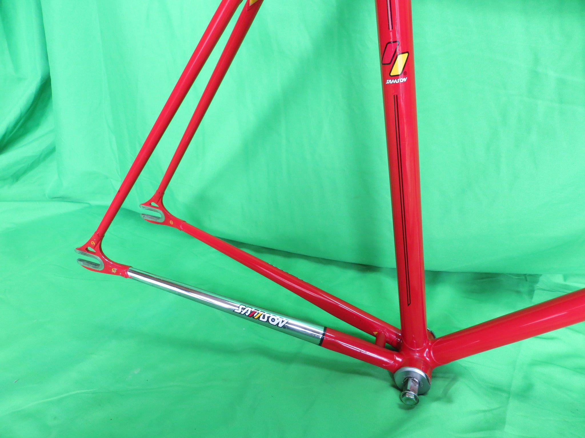 SAMSON // Red // 52.5cm – NJS EXPORT