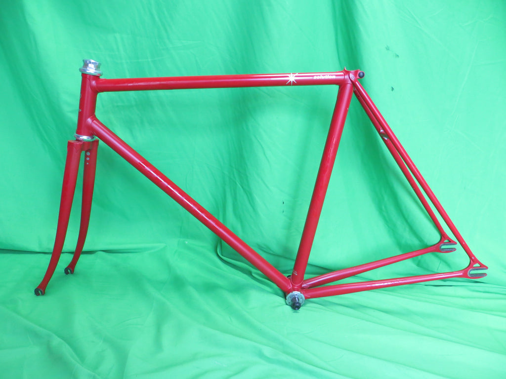 PRESTO // Matte Red // 52cm