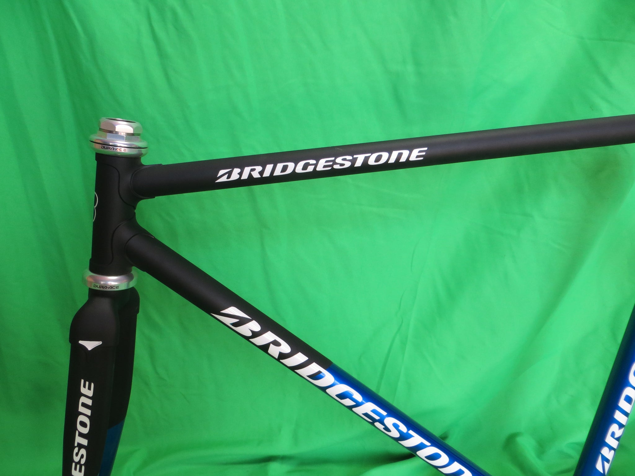 Bridgestone Columbus Max Fork// Matte Black / Deep Blue Metallic