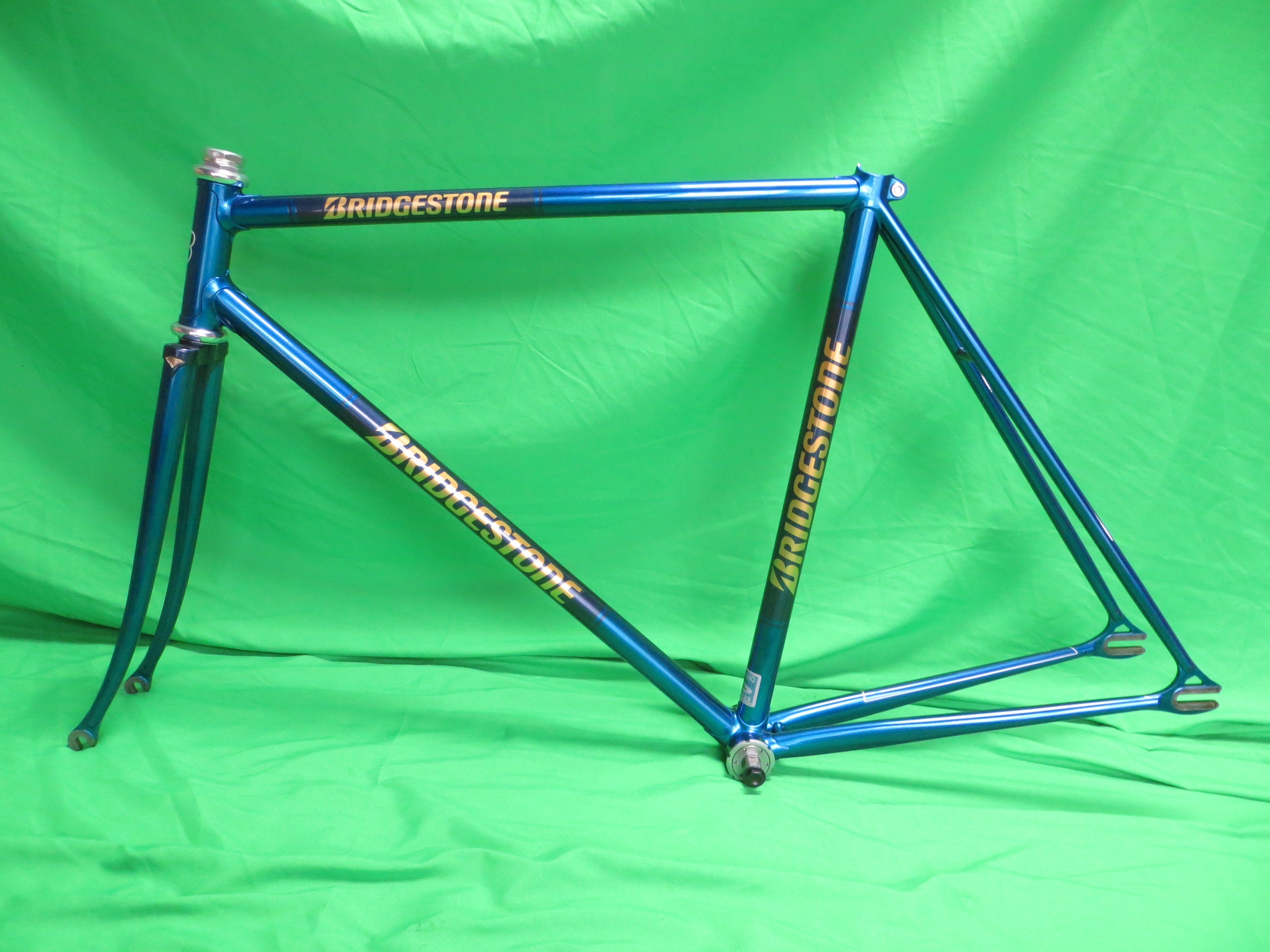 Bridgestone Dedacciai Zero Uno // Deep Blue Metallic // 52cm