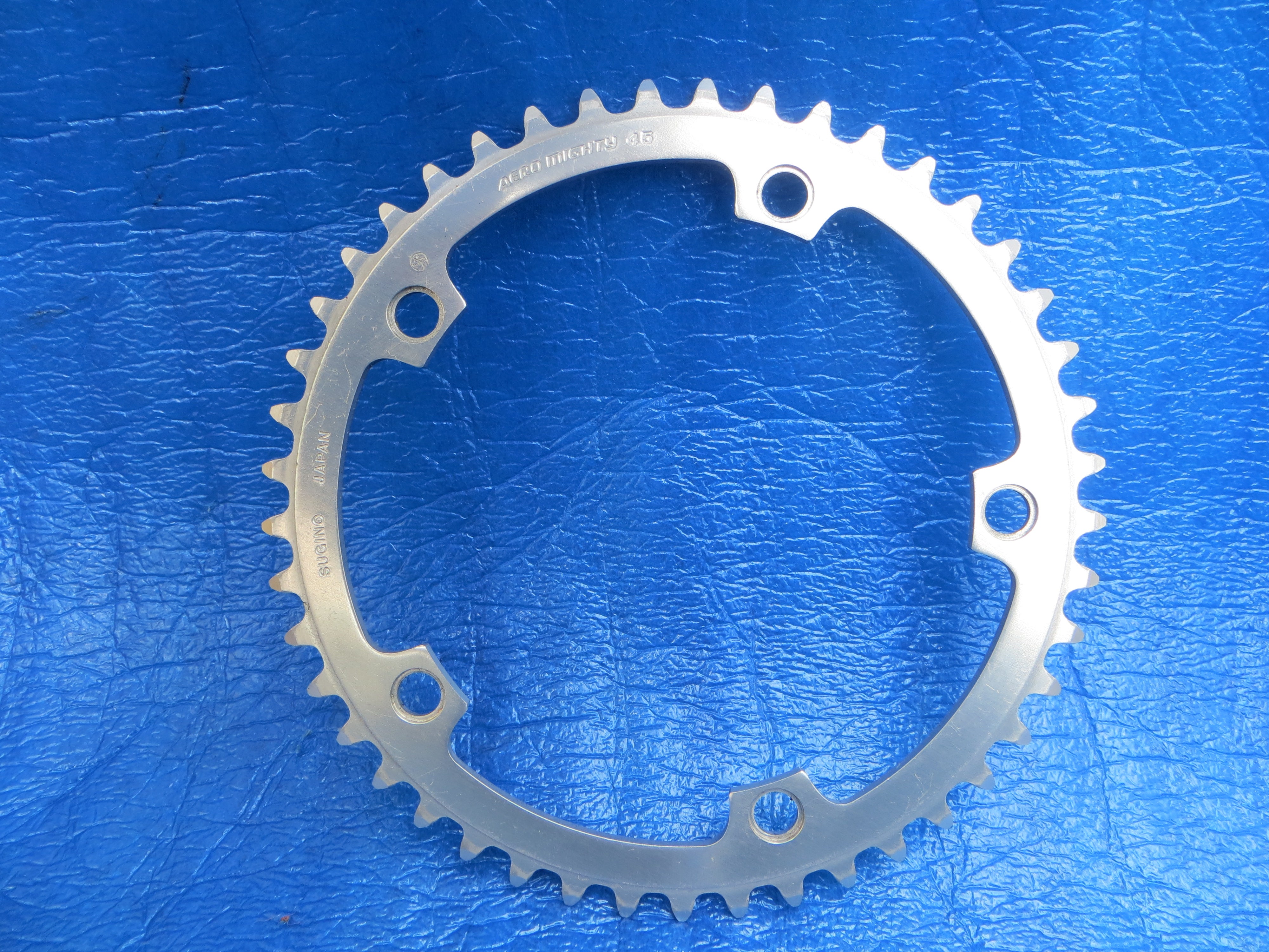 Sugino Aero Mighty 144BCD 1/8" NJS Chainring 45T (25031703)