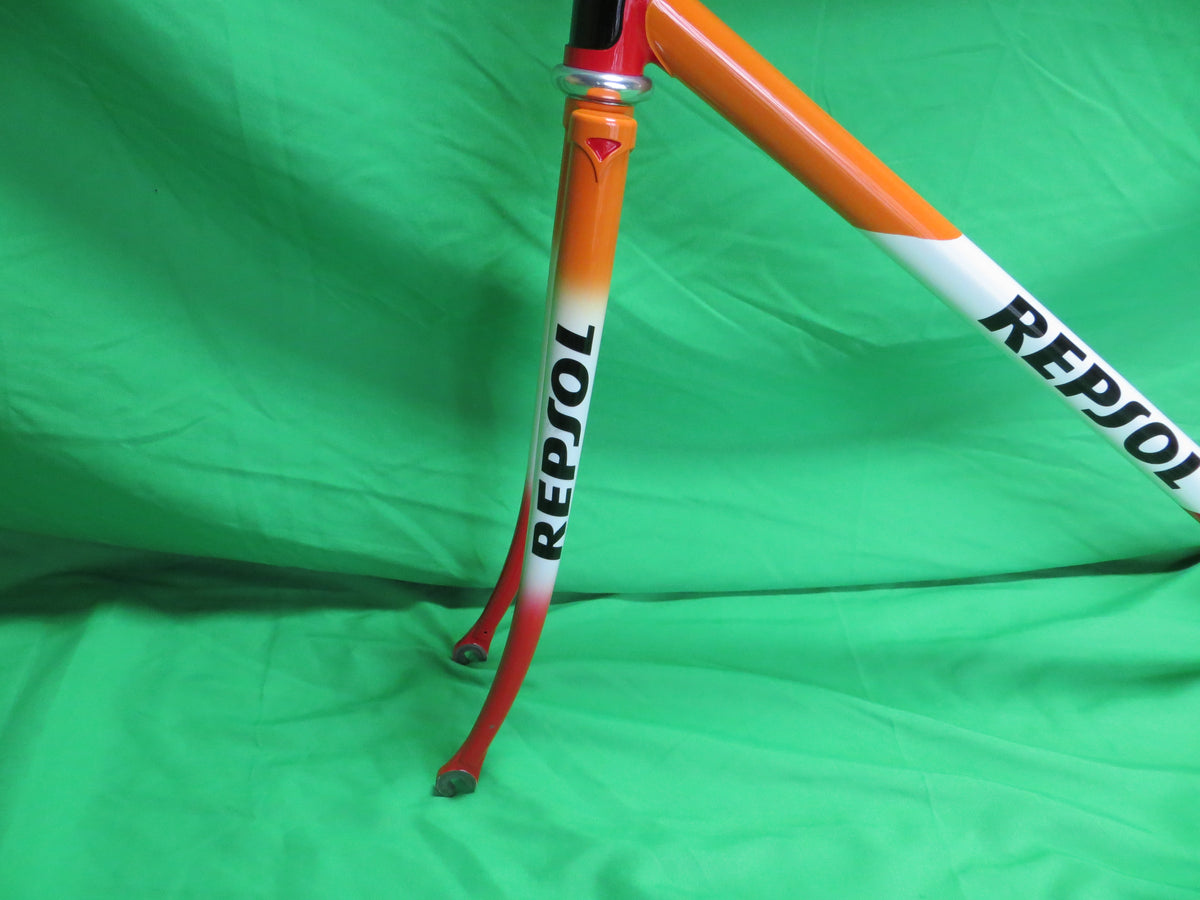 Bridgestone // Repsol Color // 52cm – NJS EXPORT