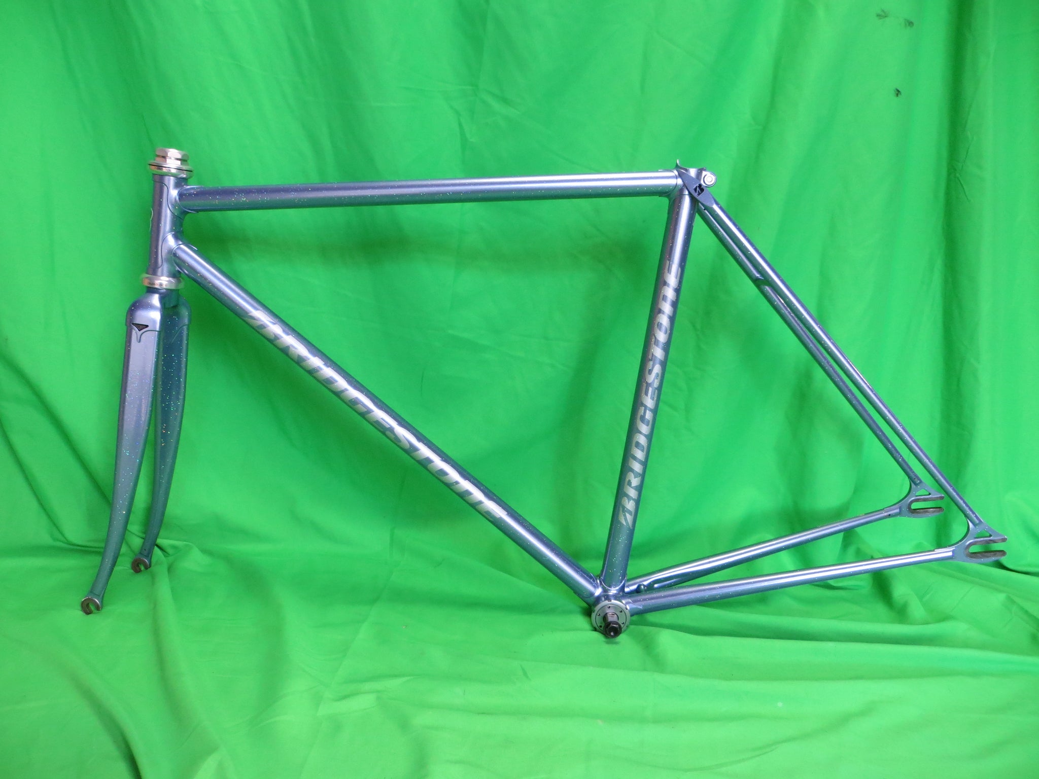 Bridgestone Columbus Max Fork // Grayish Lavender with Rainbow Flake // 49.5cm