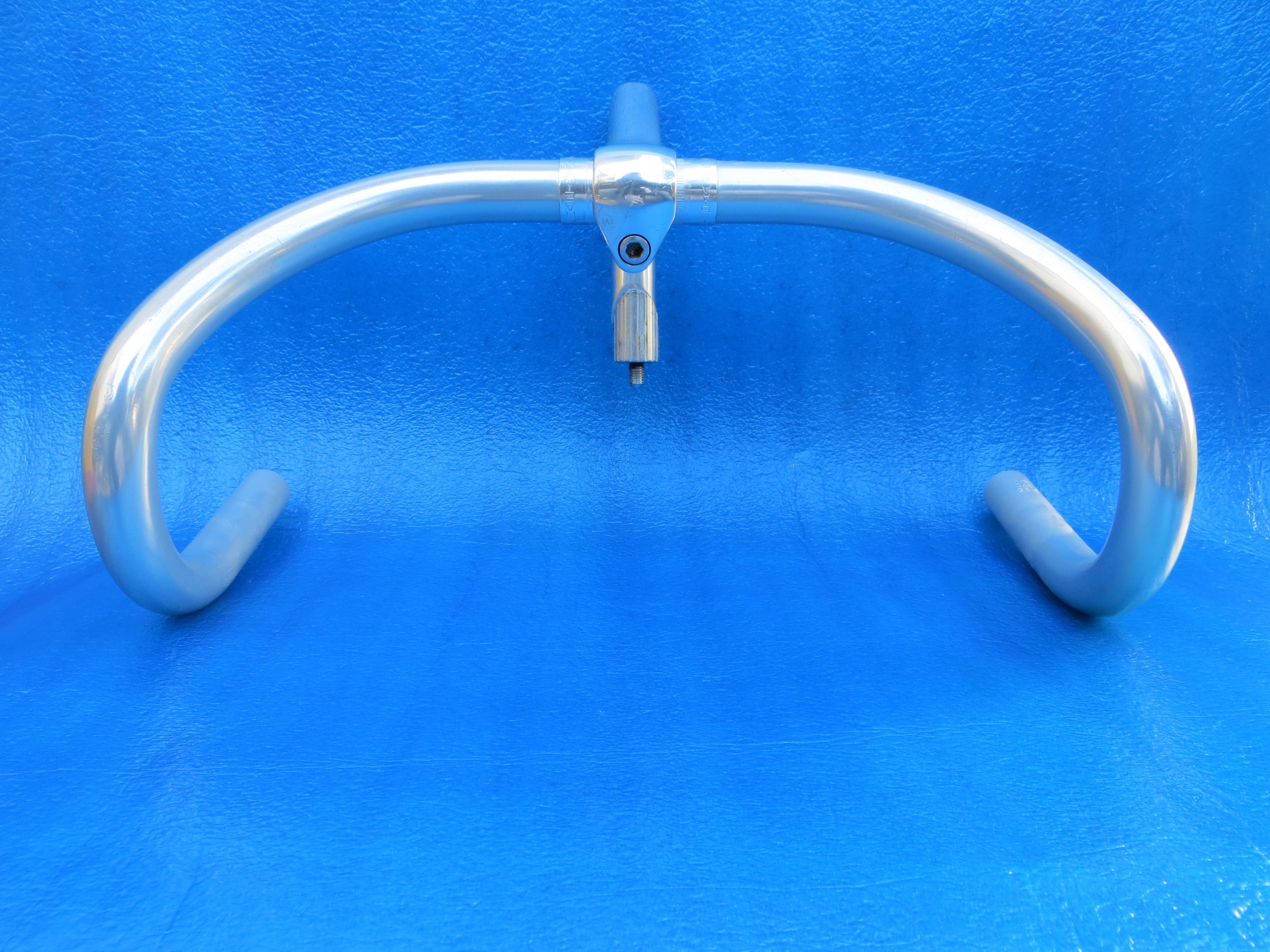 B125 370mm AA NJS Handlebar, Nitto Jaguar 110mm/58 degree AA NJS Stem (23102403)
