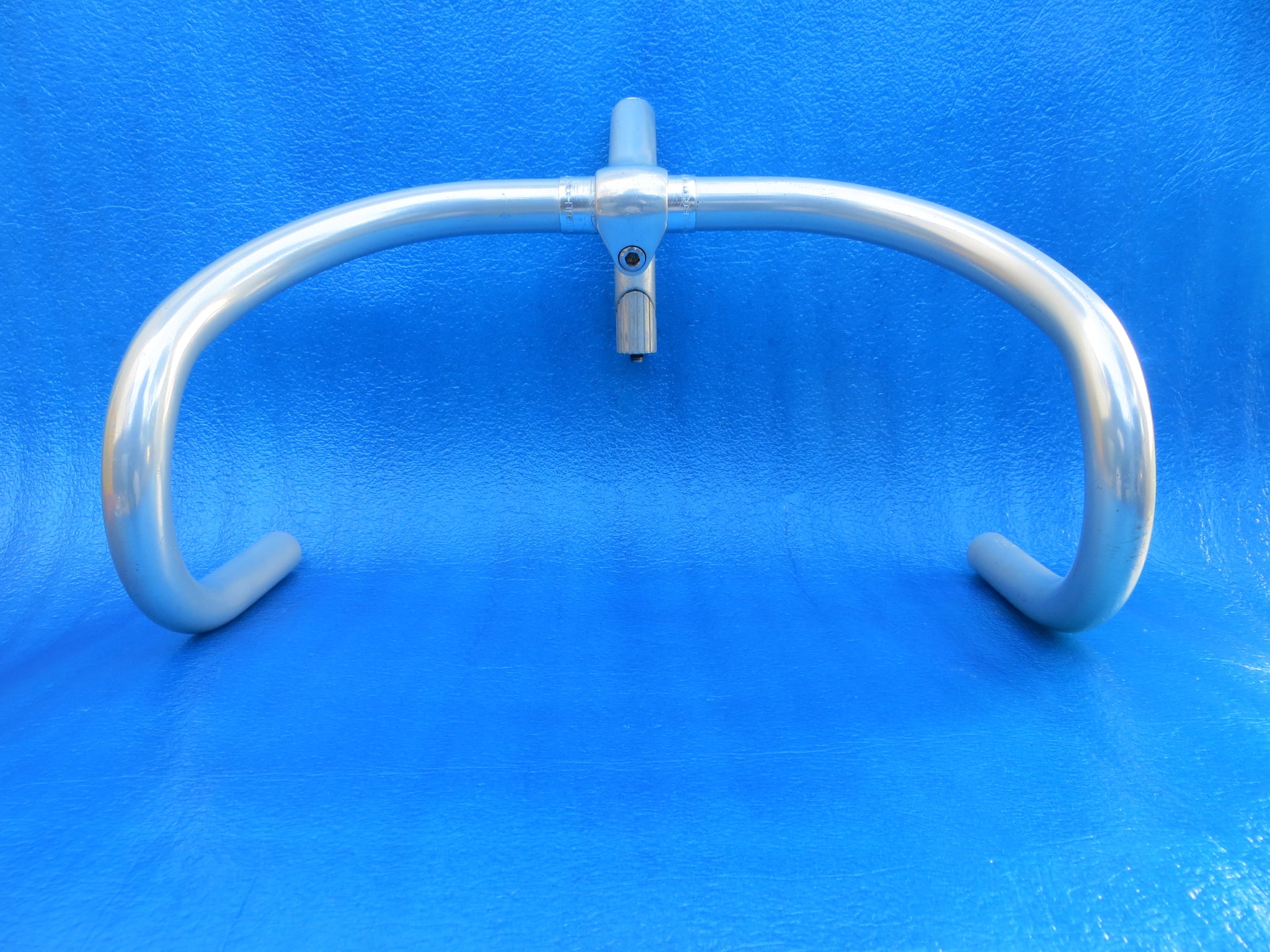 B123 380mm AA NJS Handlebar, Nitto Jaguar 100mm/58 degree AA NJS Stem (23102407)