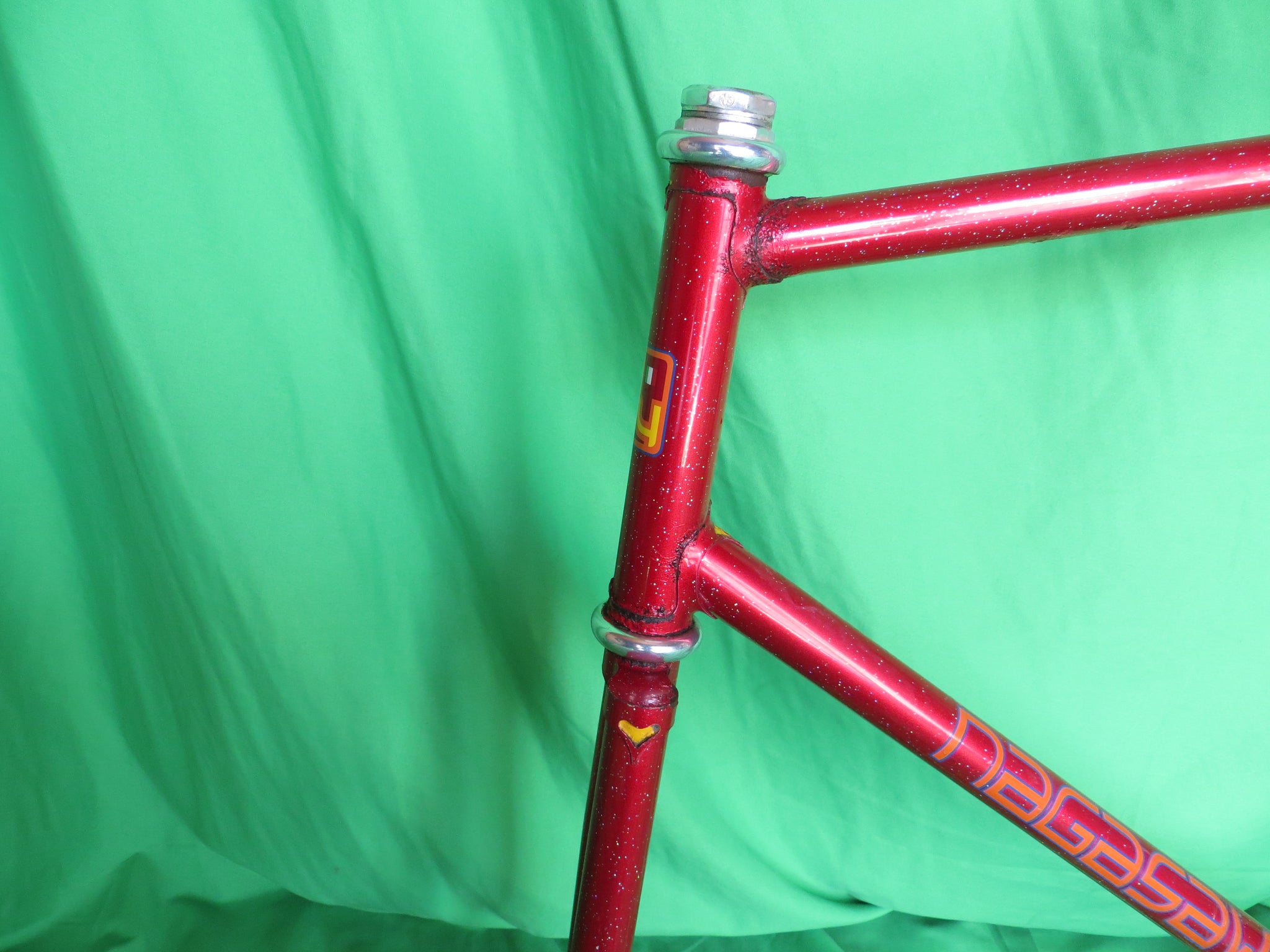 nagasawa Nagasawa 1999 // Red with Rainbow Flake // 58cm – NJS EXPORT