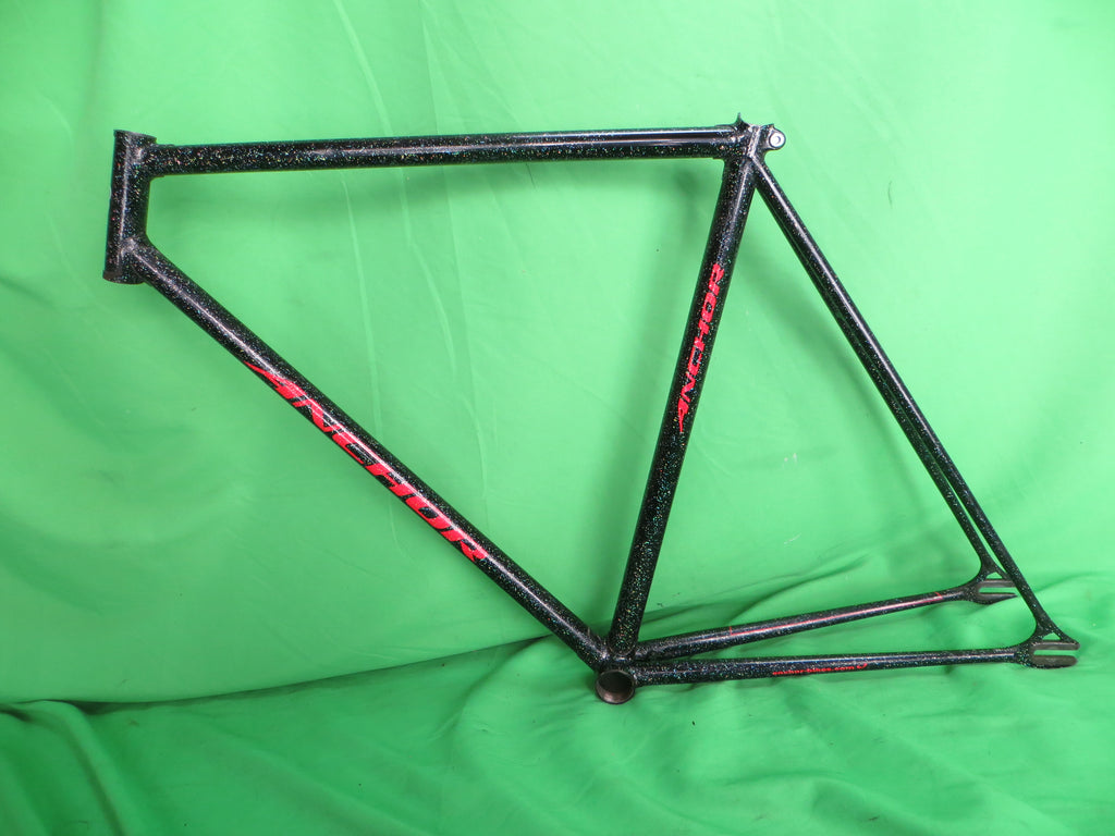 Frames – NJS EXPORT