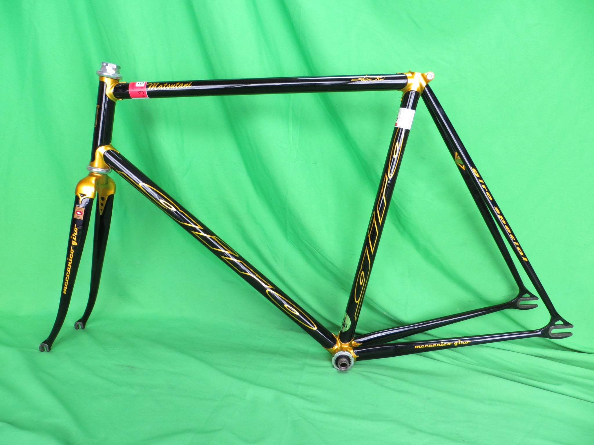 GIRO Columbus Max Fork // Black / Gold Lugs // 55.5cm