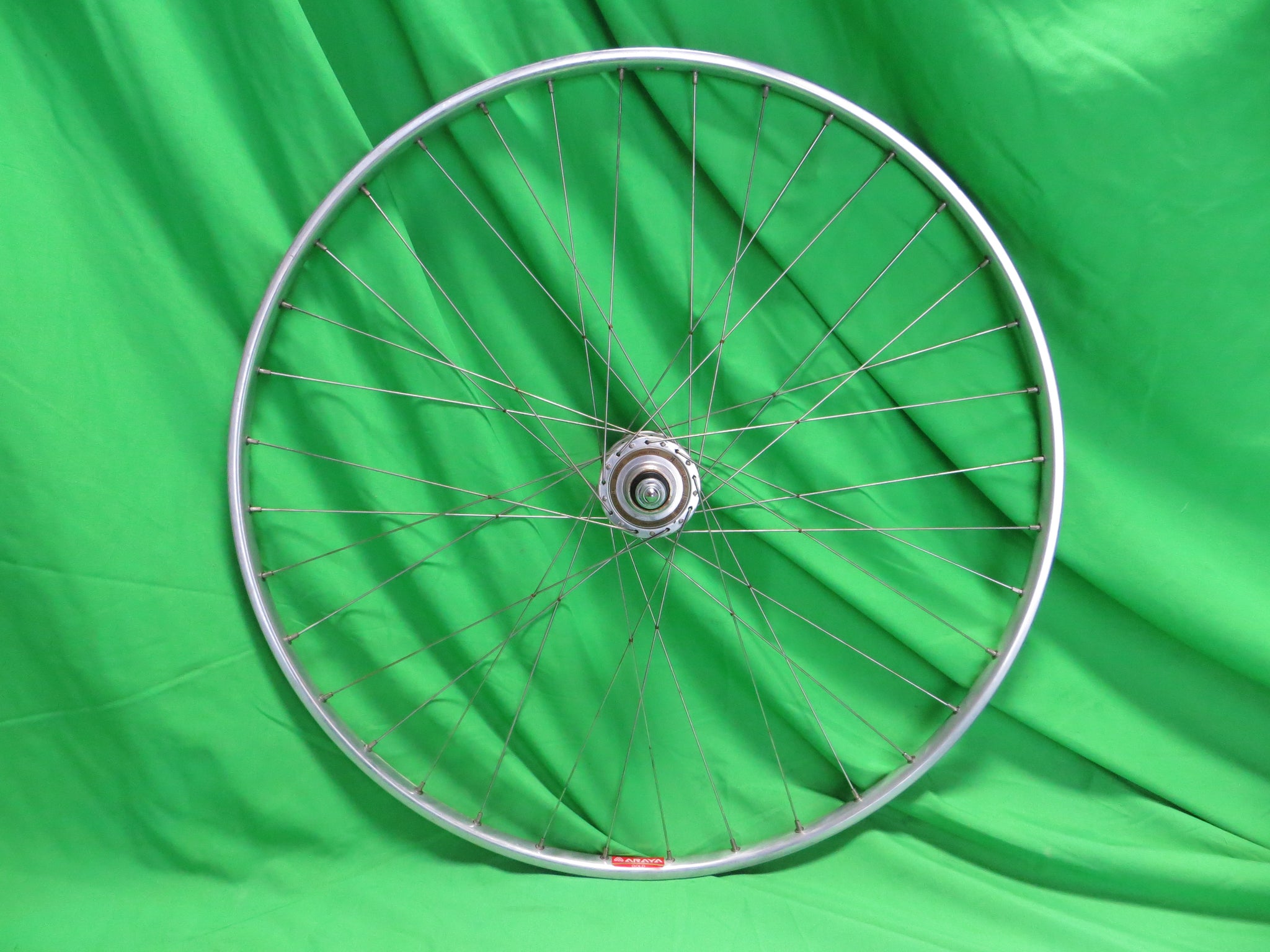 Araya Gold 16B NJS 700c Tubular rim, Suntour Superbe Pro 36H 110mm NJS Rear Hub (23111901)