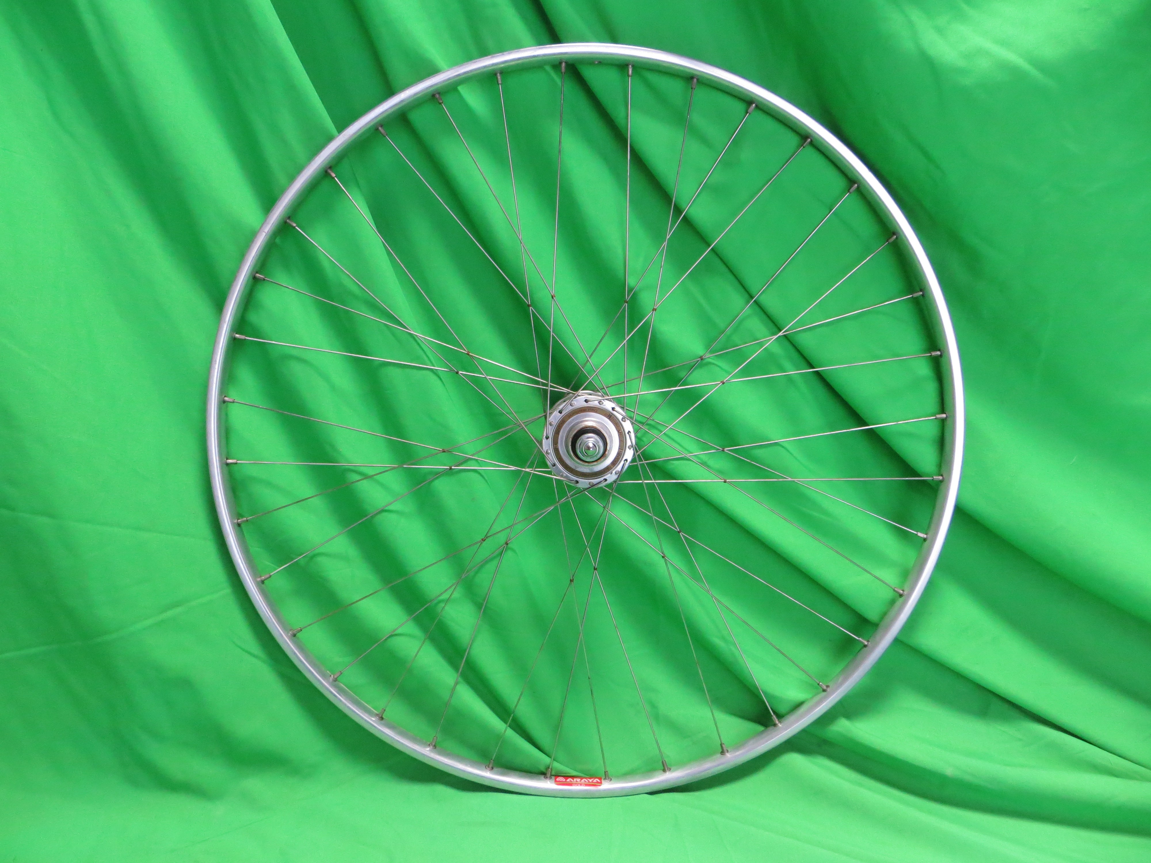Araya Gold 16B NJS 700c Tubular rim, Suntour Superbe Pro 36H 110mm NJS Rear Hub (23111901)