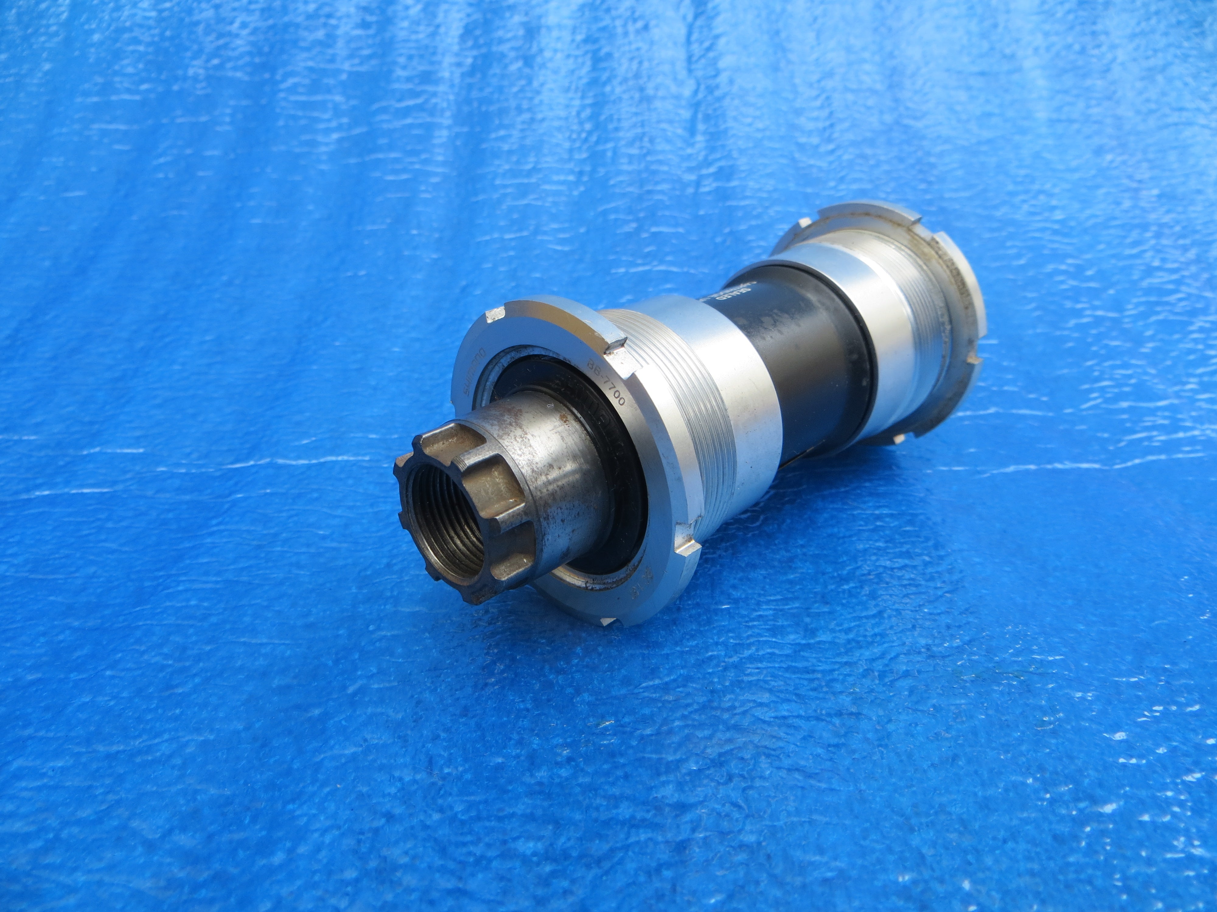 Shimano BB-7700  NJS Bottom Bracket 68mm-109.5mm (25041102)