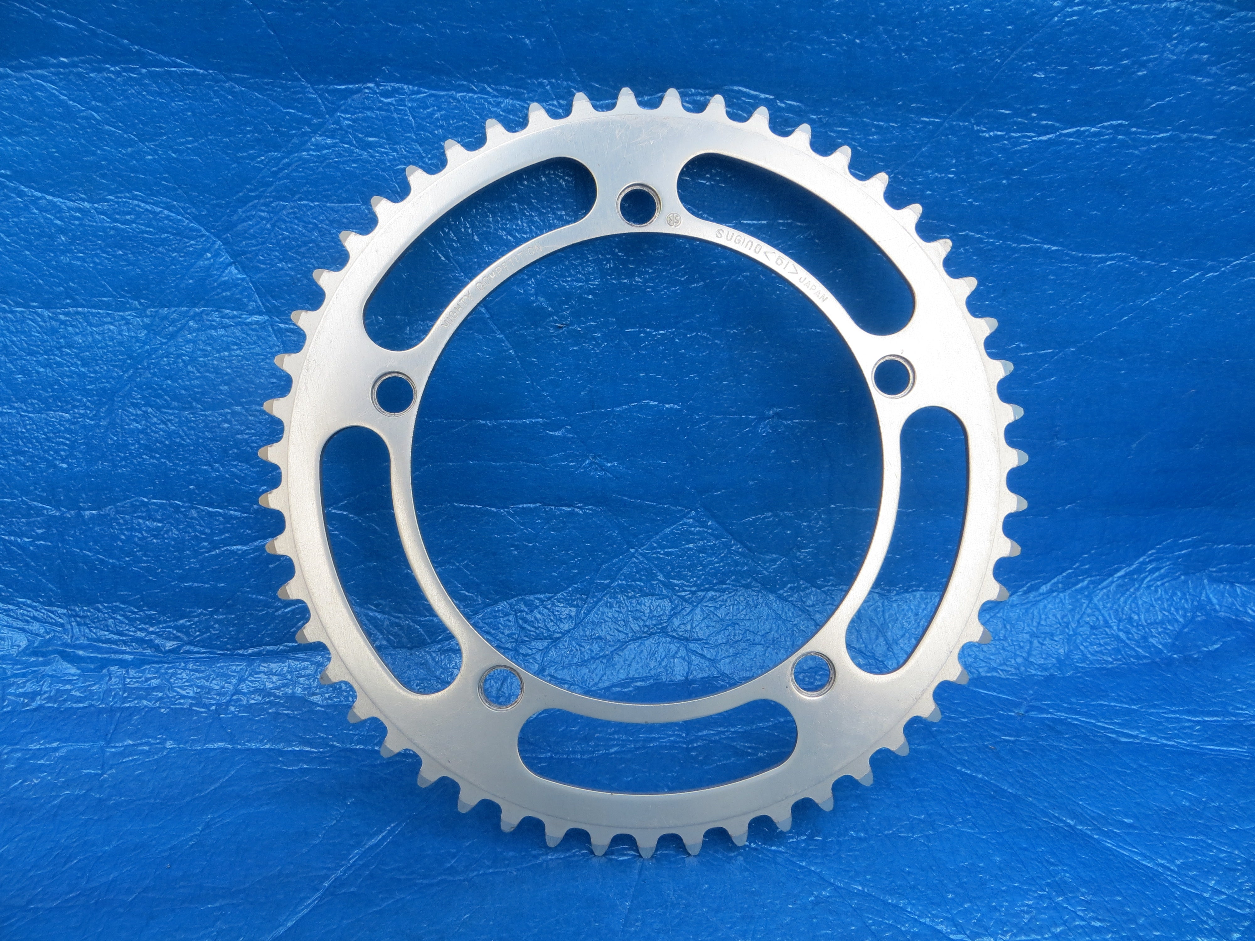 Sugino Mighty Competition 1/8" 144BCD Chainring 51T NJS (24081128)