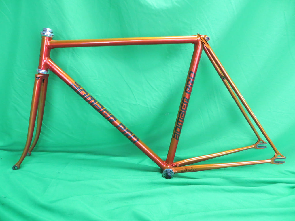 Bomber Pro // Orange Gold Fade // 51.5cm
