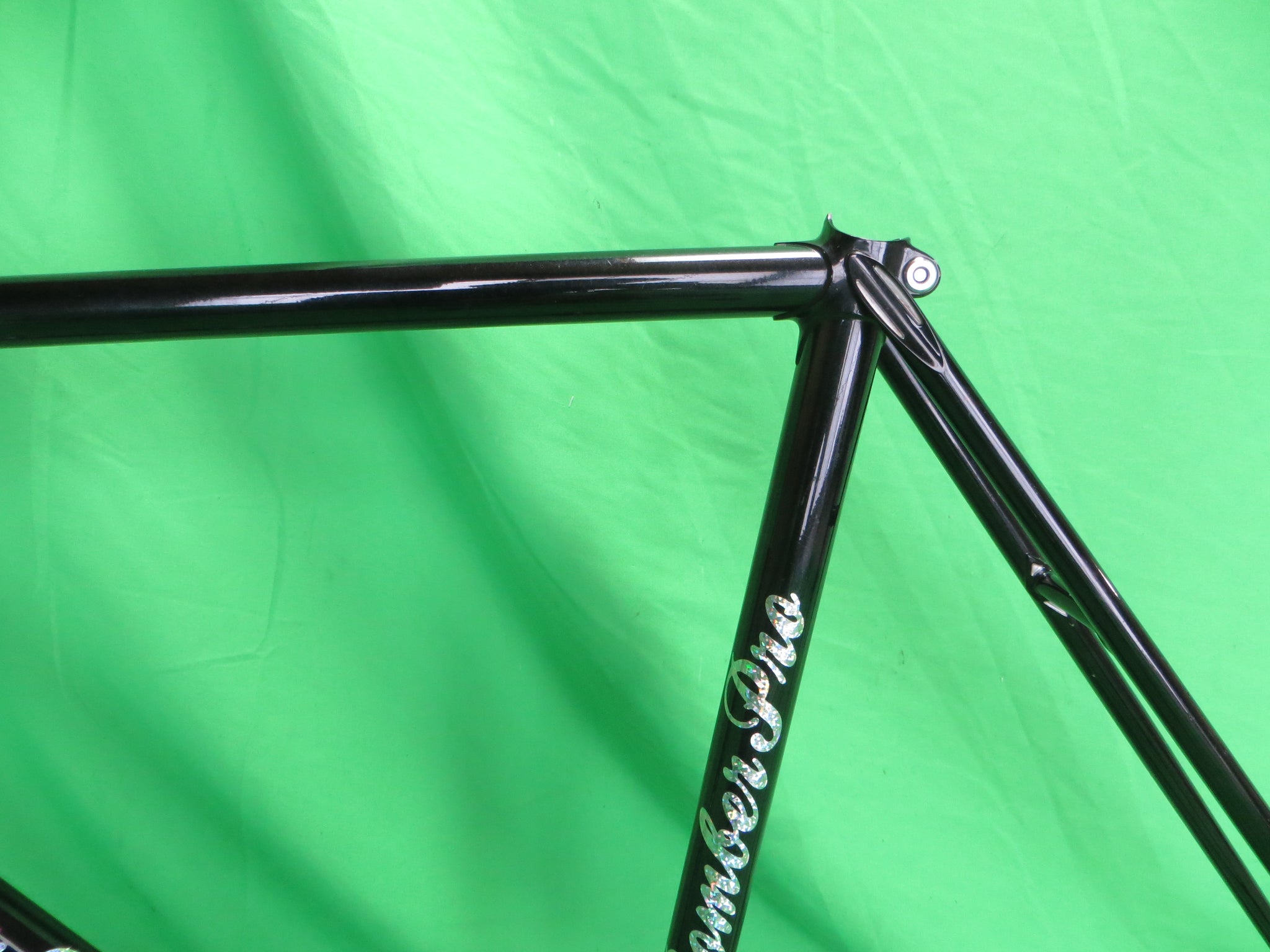Bomber Pro // Black // 51cm – NJS EXPORT
