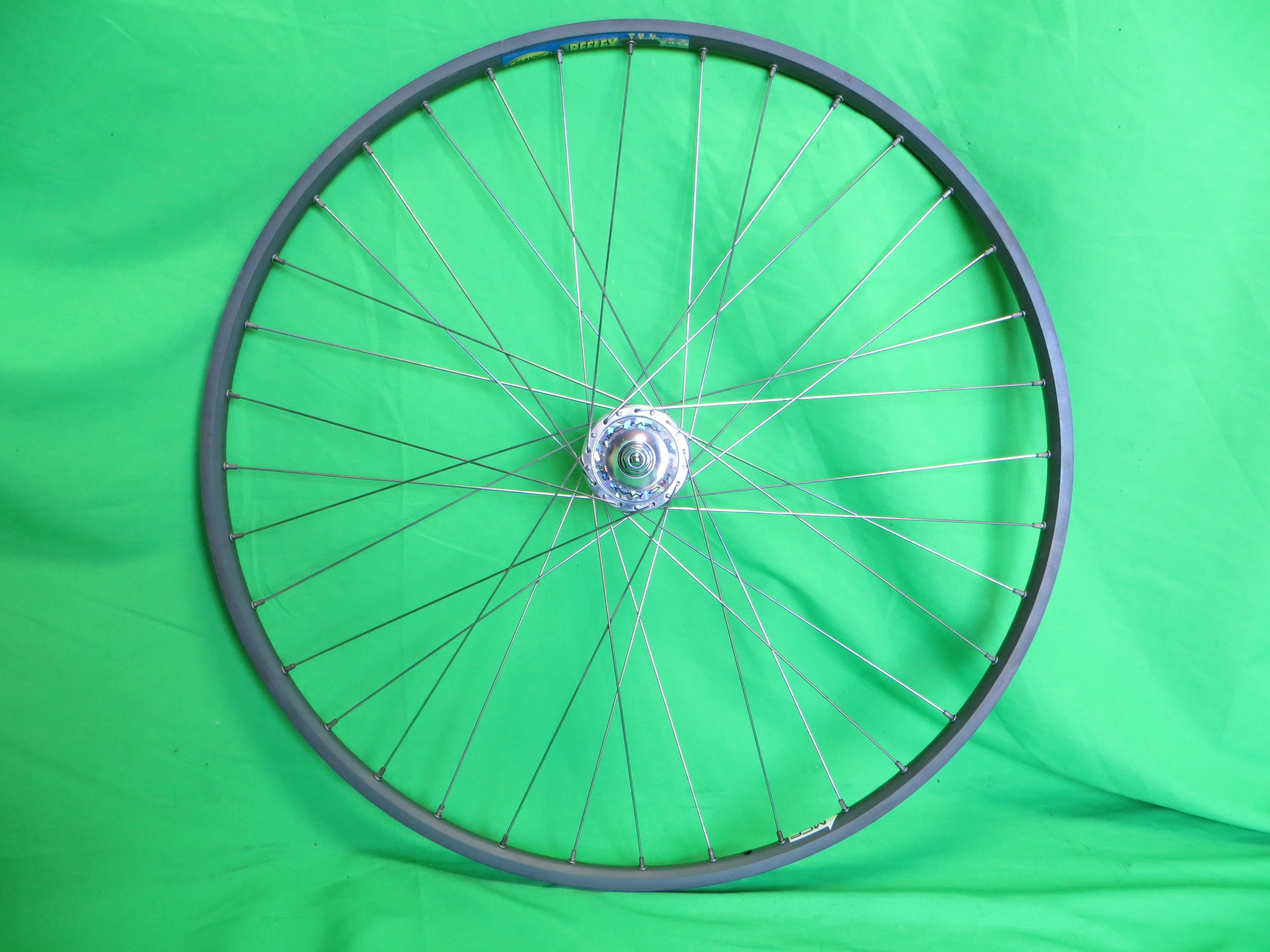 Mavic Reflex 700c Tubular 36H  rim, Suzue Pro Max NJS 100mm/9mm Front Hub Built by Makino (24120105)