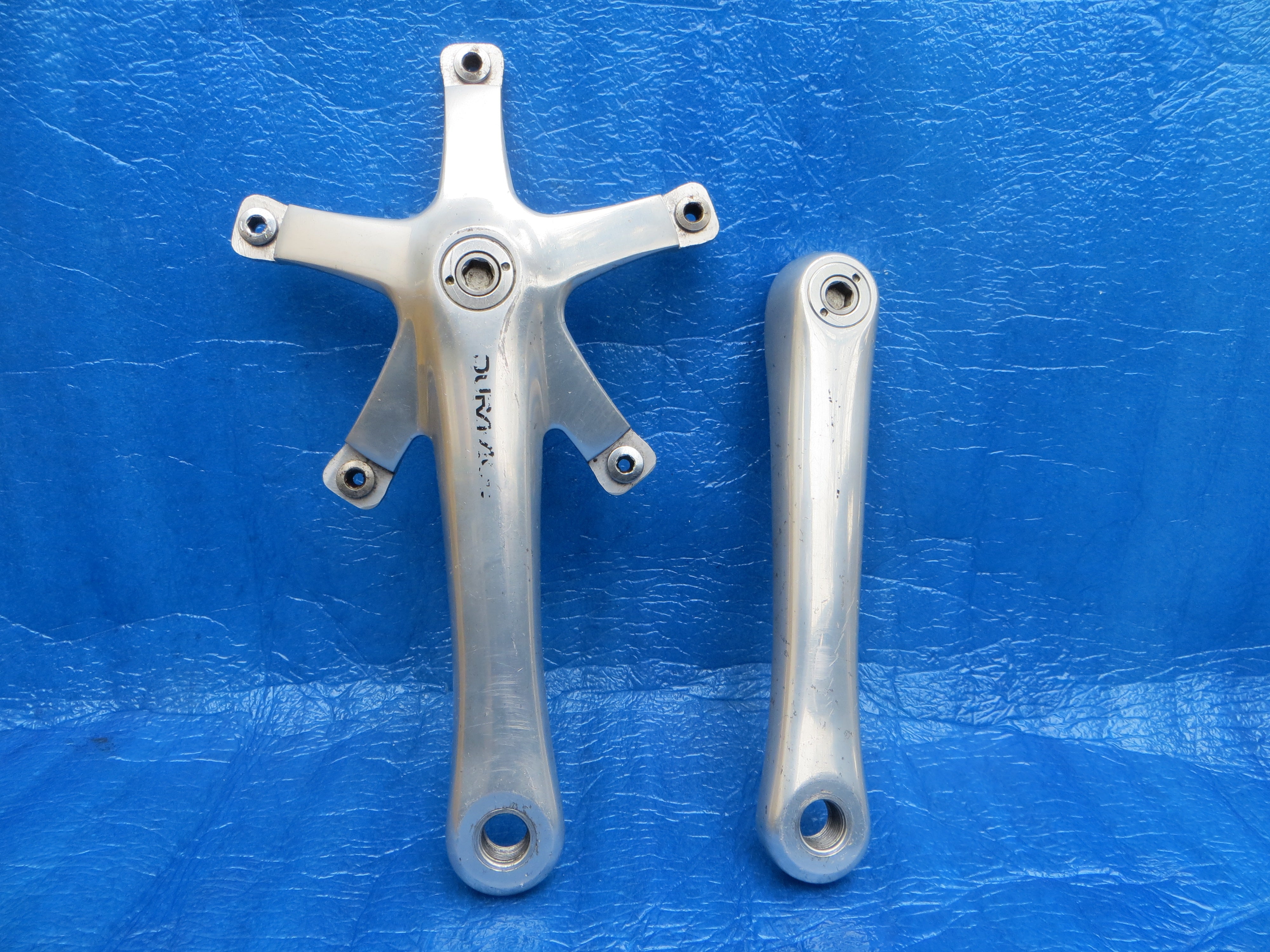 Shimano Dura Ace FC-7710 144BCD 165mm NJS Crank Set (25042803)