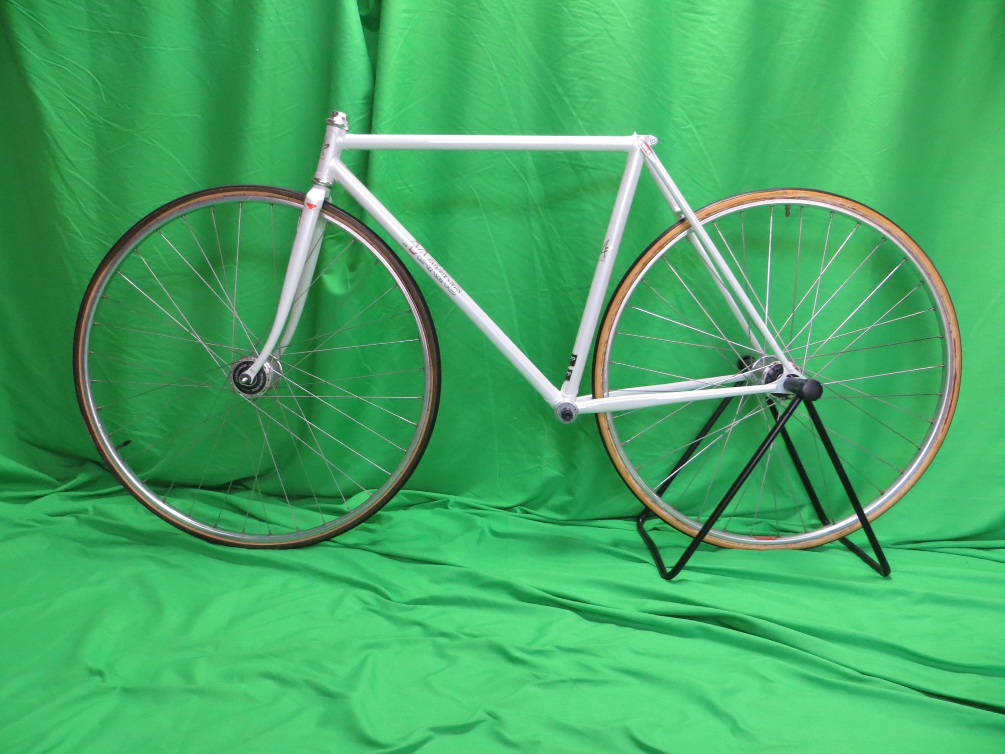 Makino Kaisei 4130R/8630R // White // 50cm – NJS EXPORT