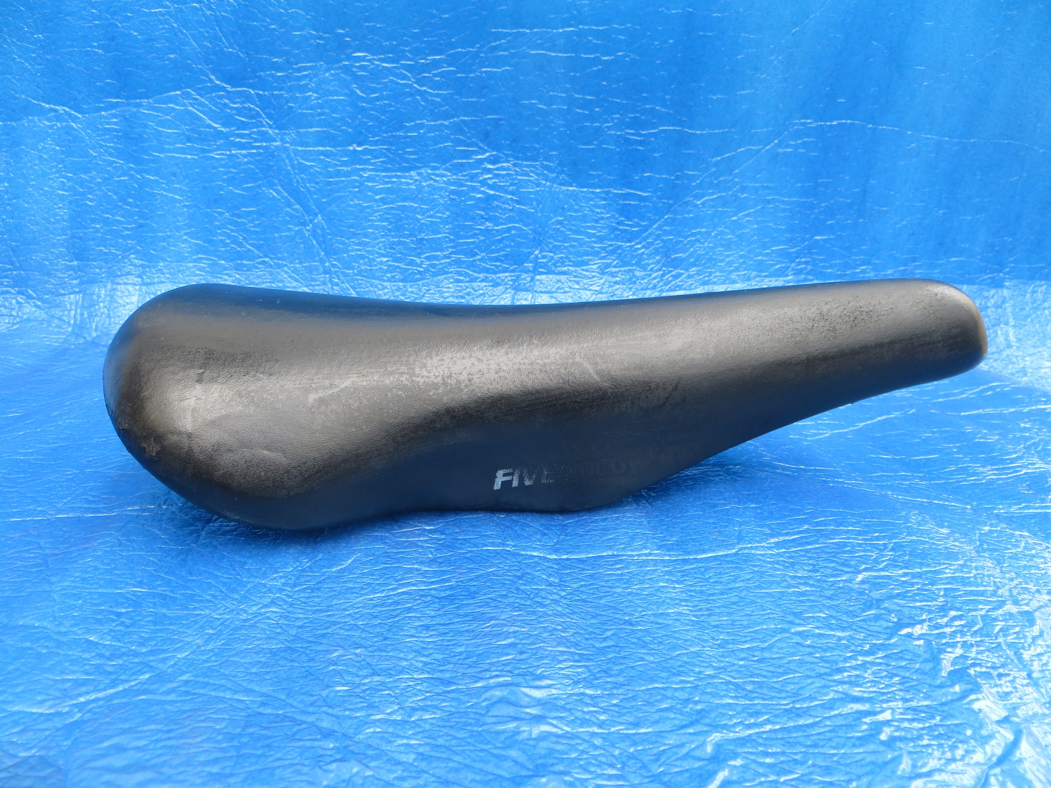Kashima Five Gold FG-4P 44mm NJS Unpadded Saddle (25052409)