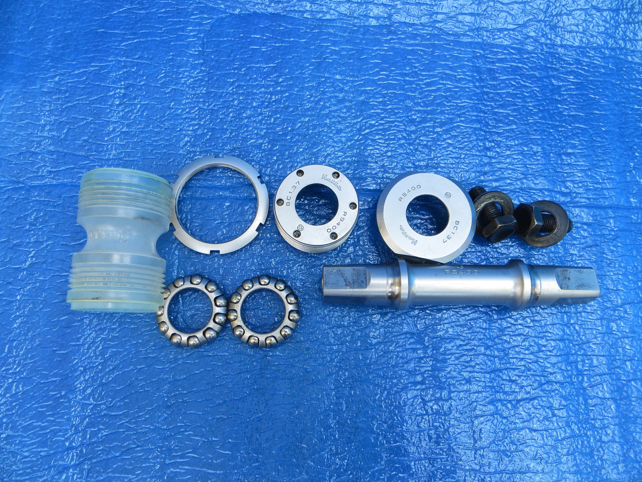 Hatta R9400 NJS Bottom Bracket (25061617)